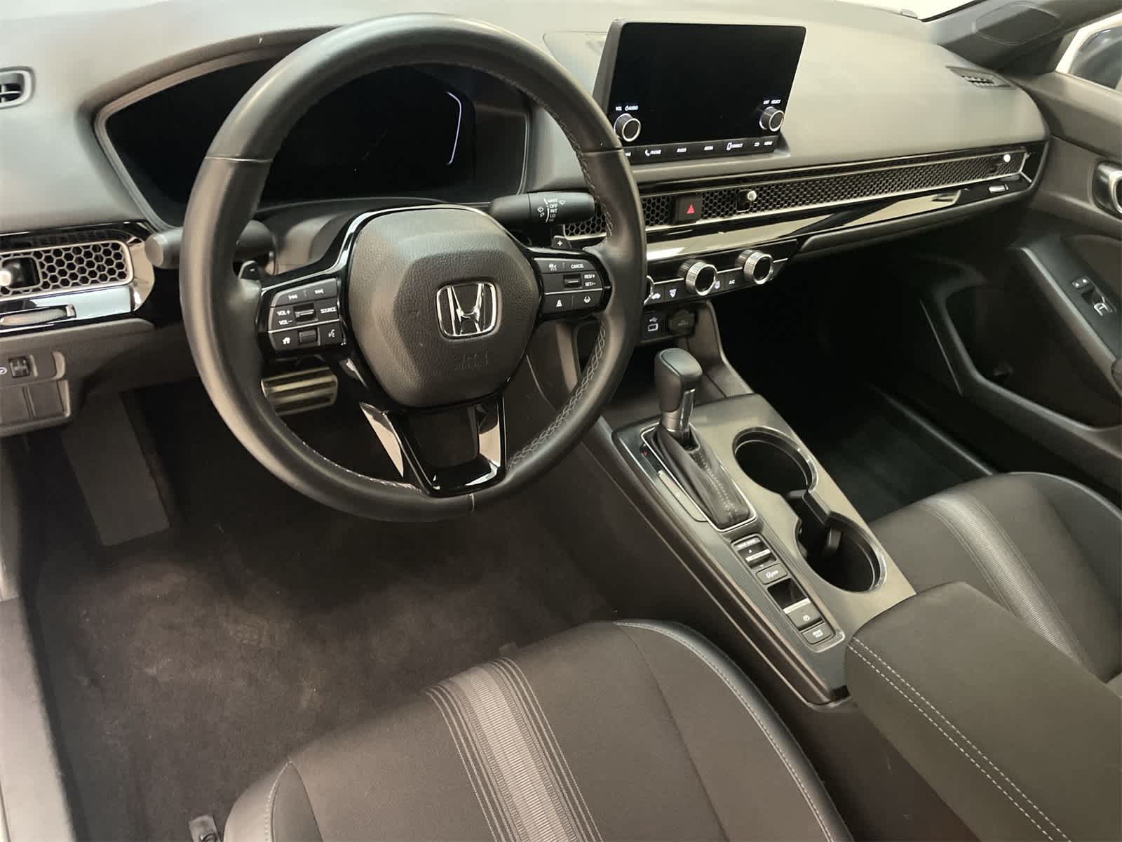 Thumbnail: 2024 Honda Civic - 17