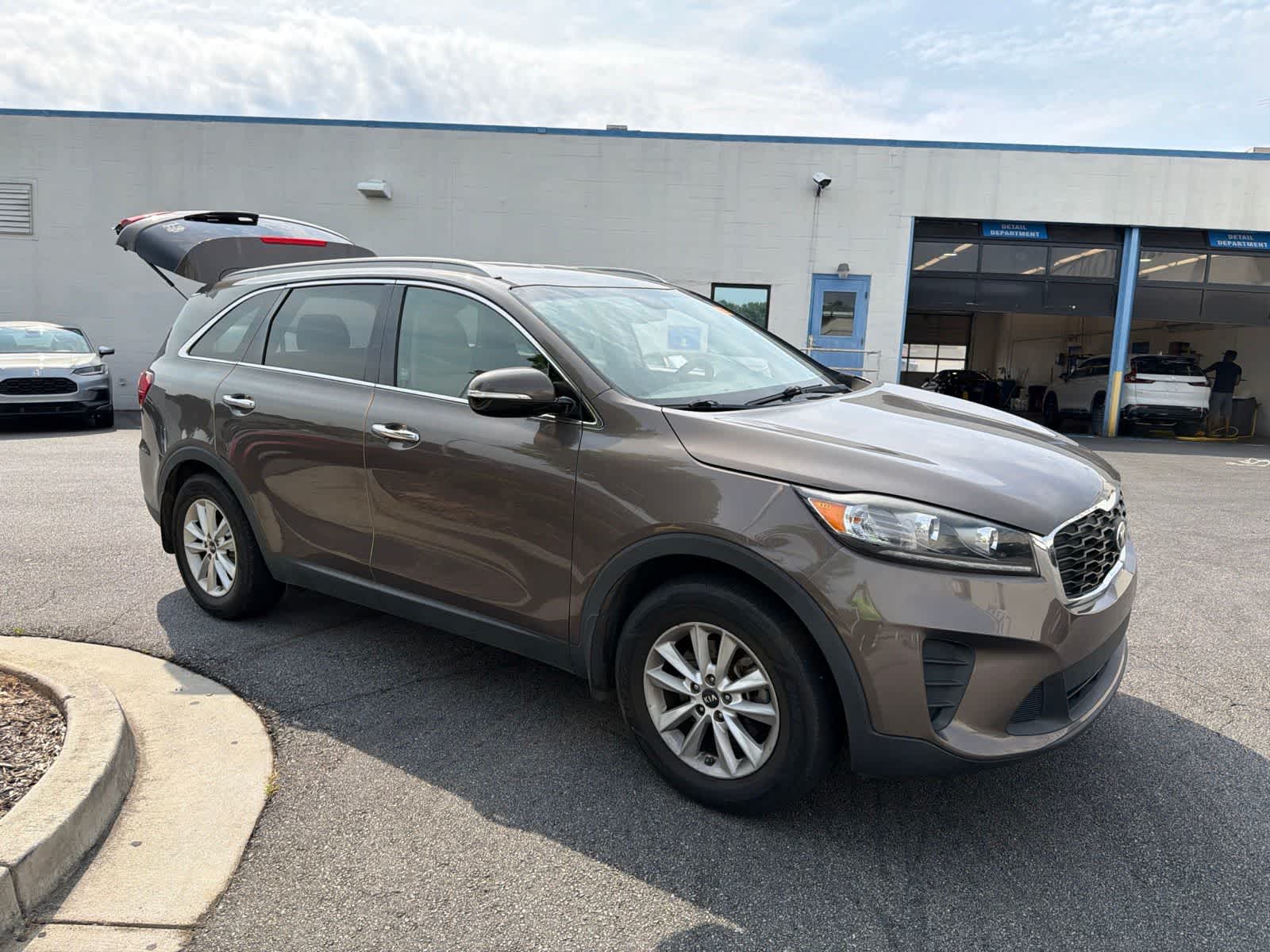 Thumbnail: 2019 Kia Sorento - 13