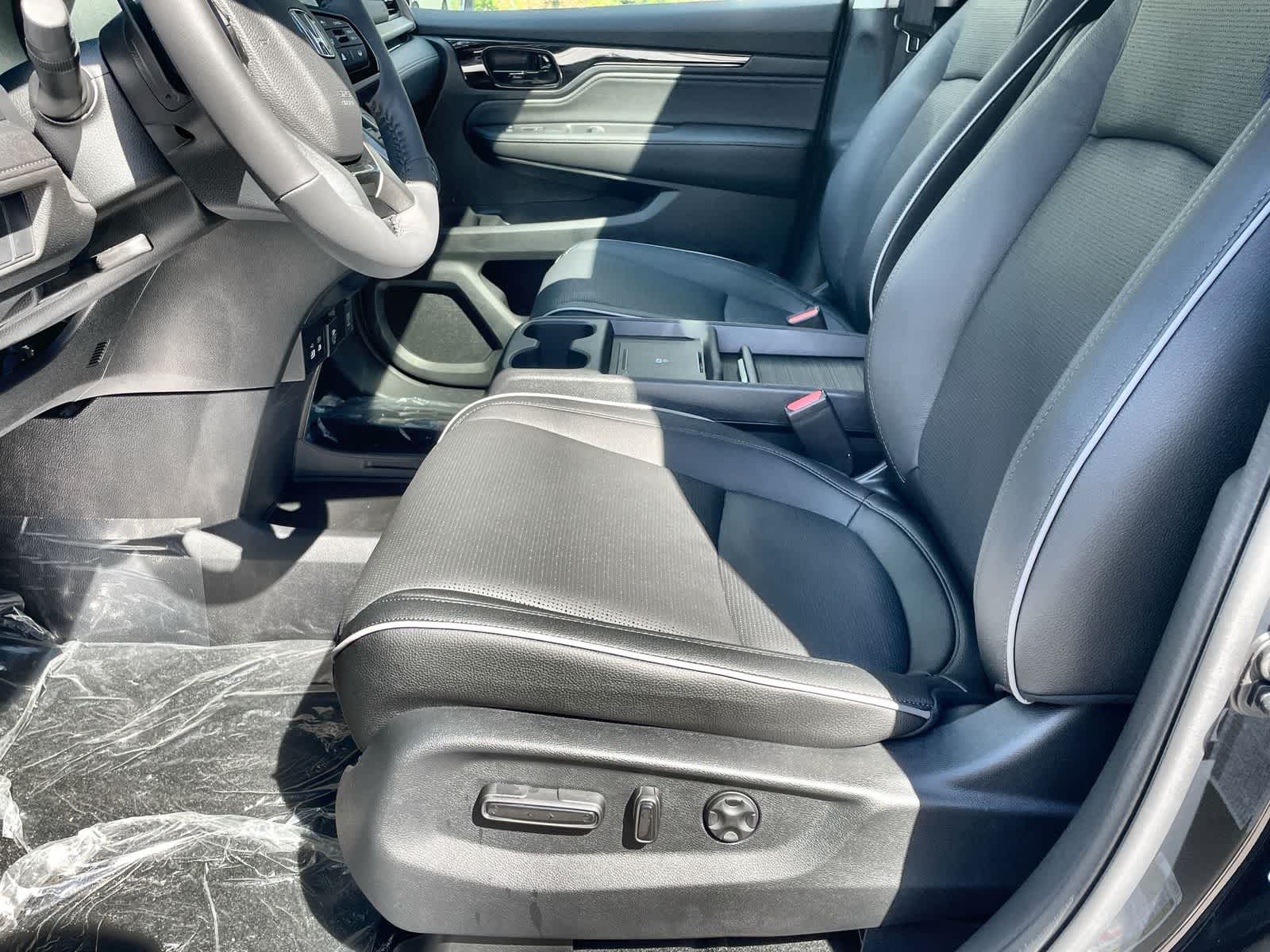 Thumbnail: 2026 Honda Odyssey - 12