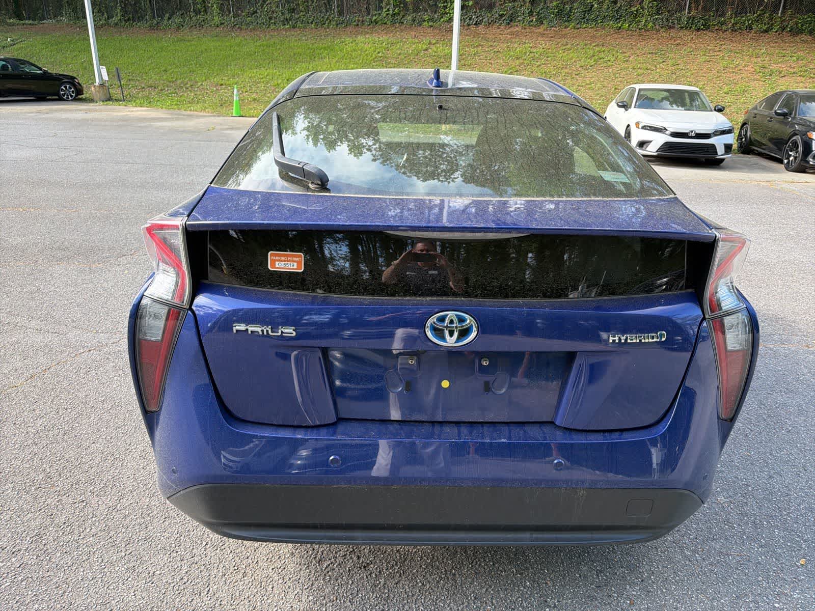 Thumbnail: 2018 Toyota Prius - 9