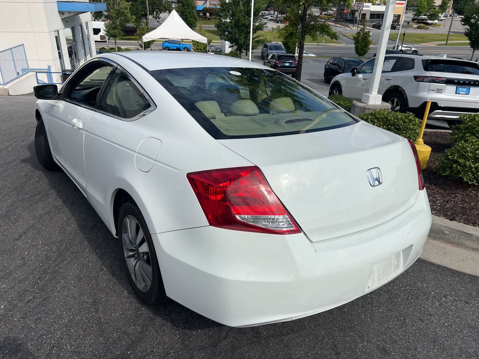 Thumbnail: 2012 Honda Accord - 8