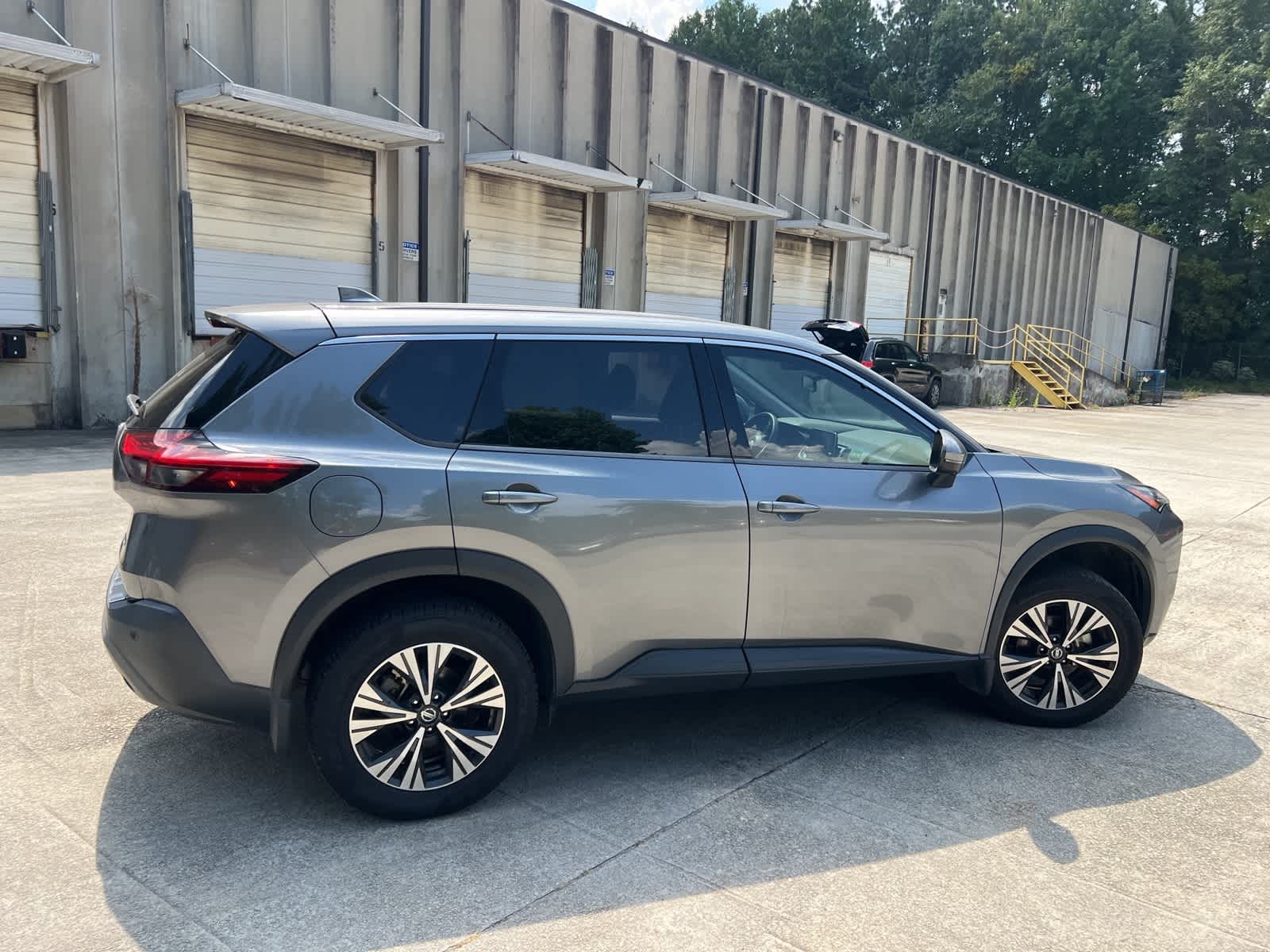 Thumbnail: 2021 Nissan Rogue - 12