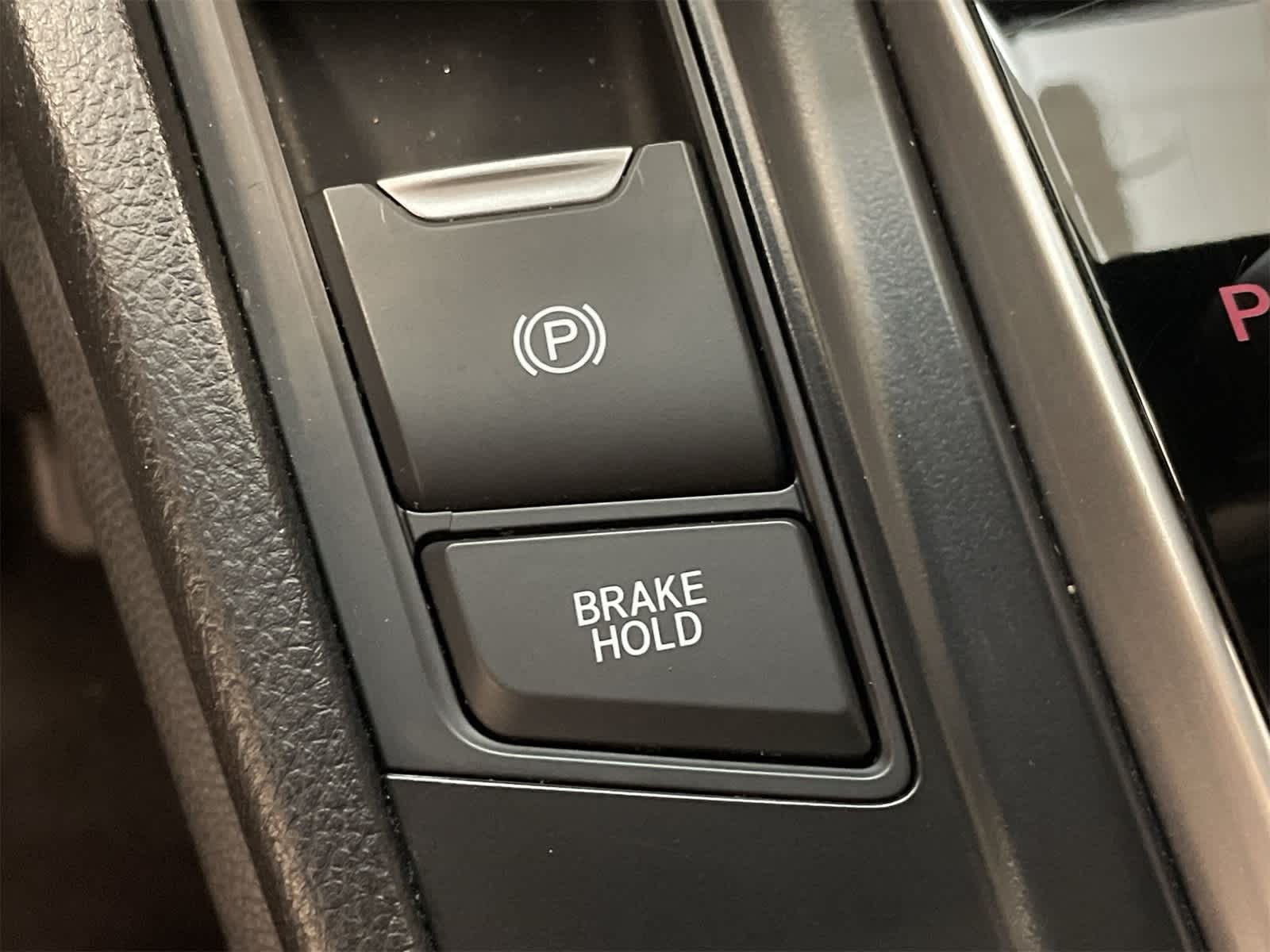 Thumbnail: 2018 Honda CR-V - 31