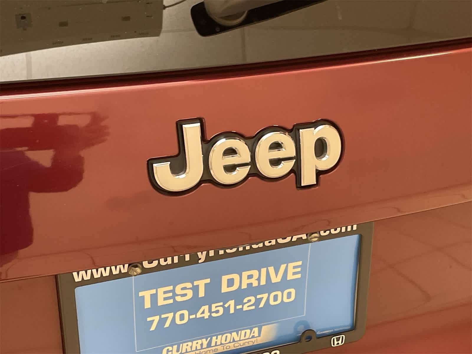 Thumbnail: 2020 Jeep Cherokee - 18