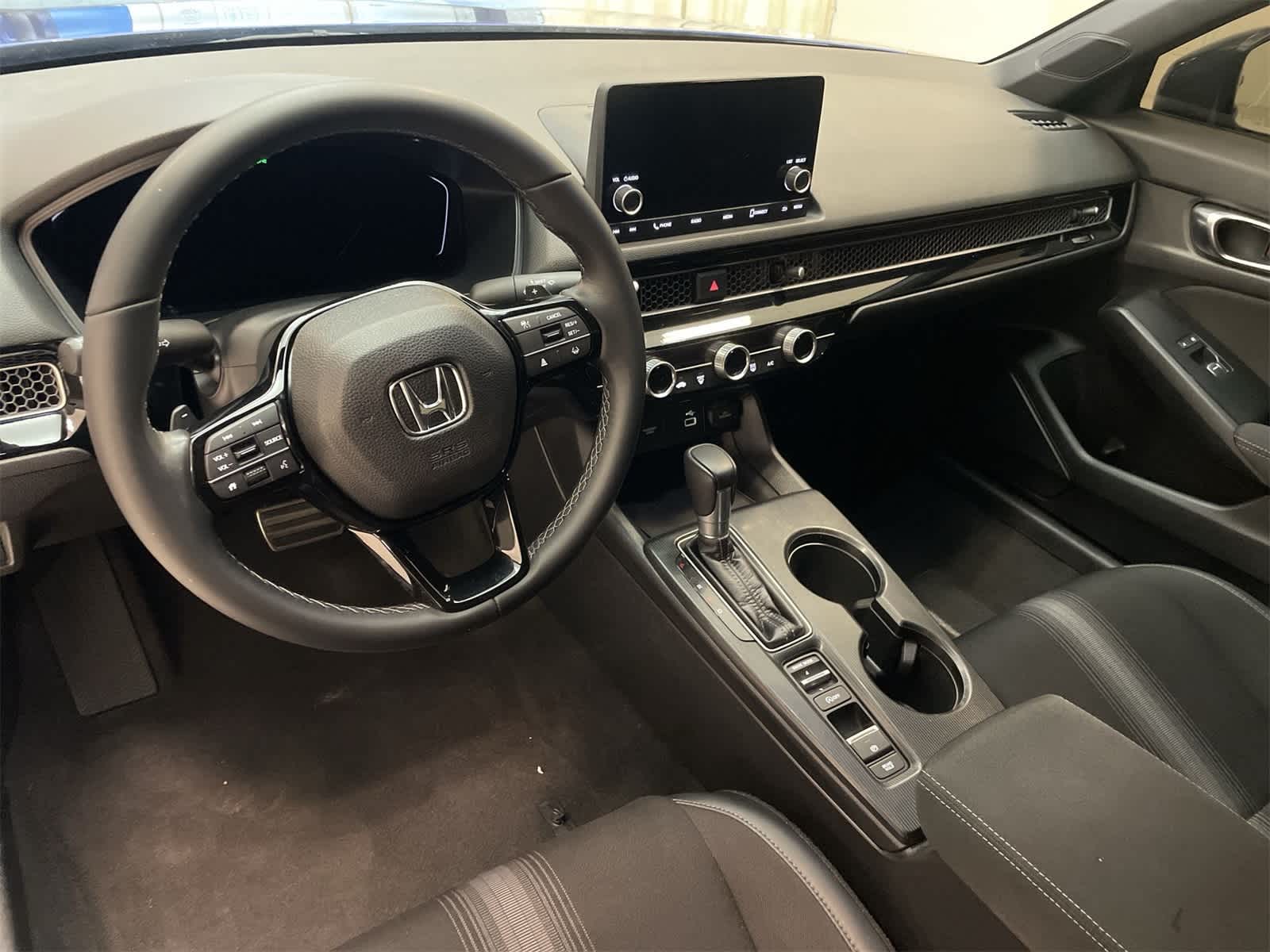 Thumbnail: 2023 Honda Civic - 17