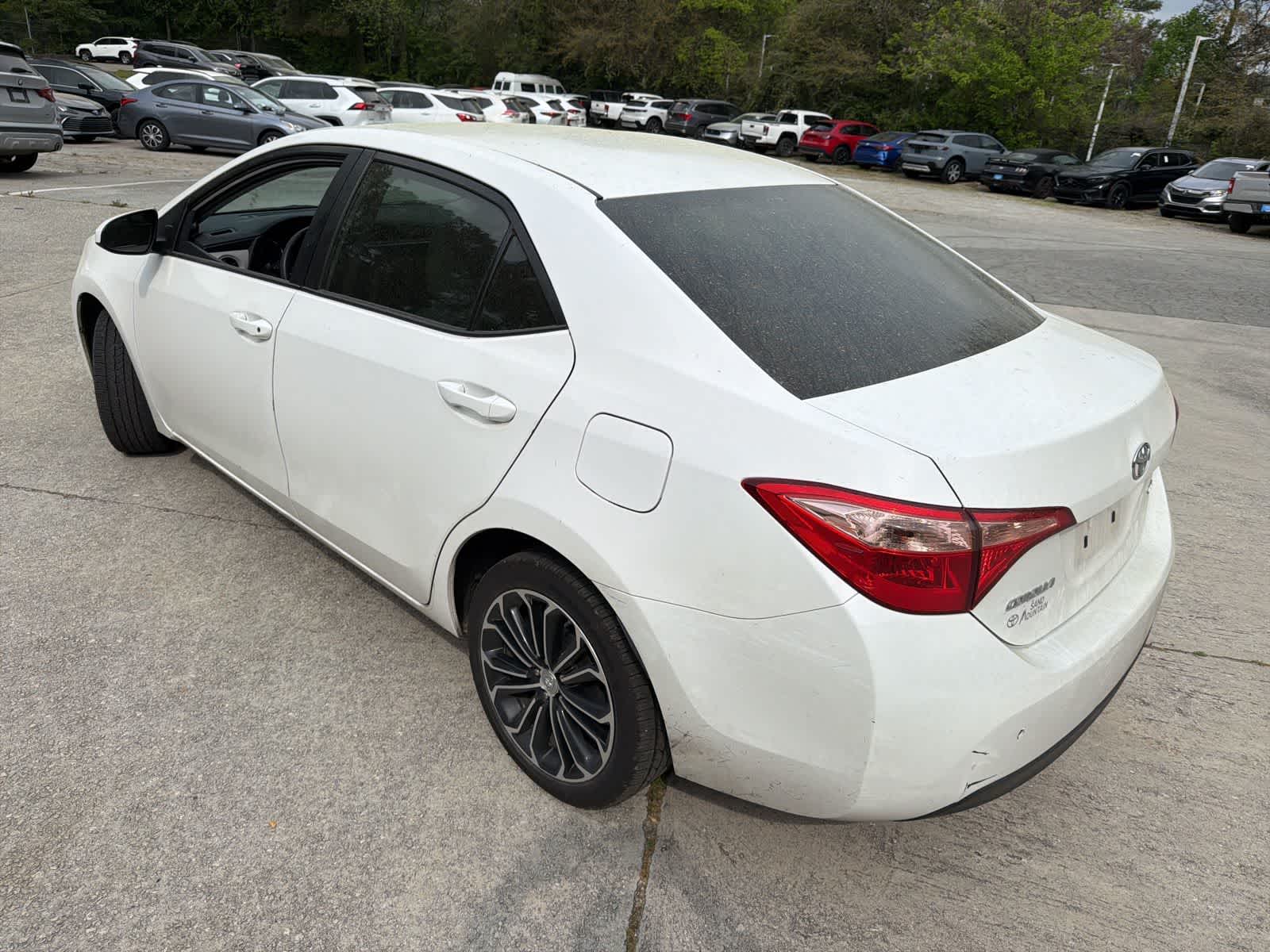 Thumbnail: 2018 Toyota Corolla - 8