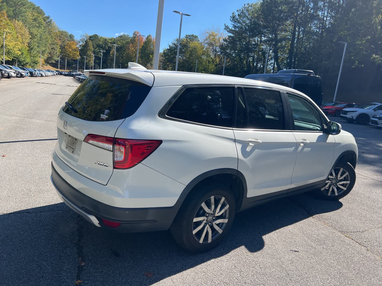 Thumbnail: 2019 Honda Pilot - 10