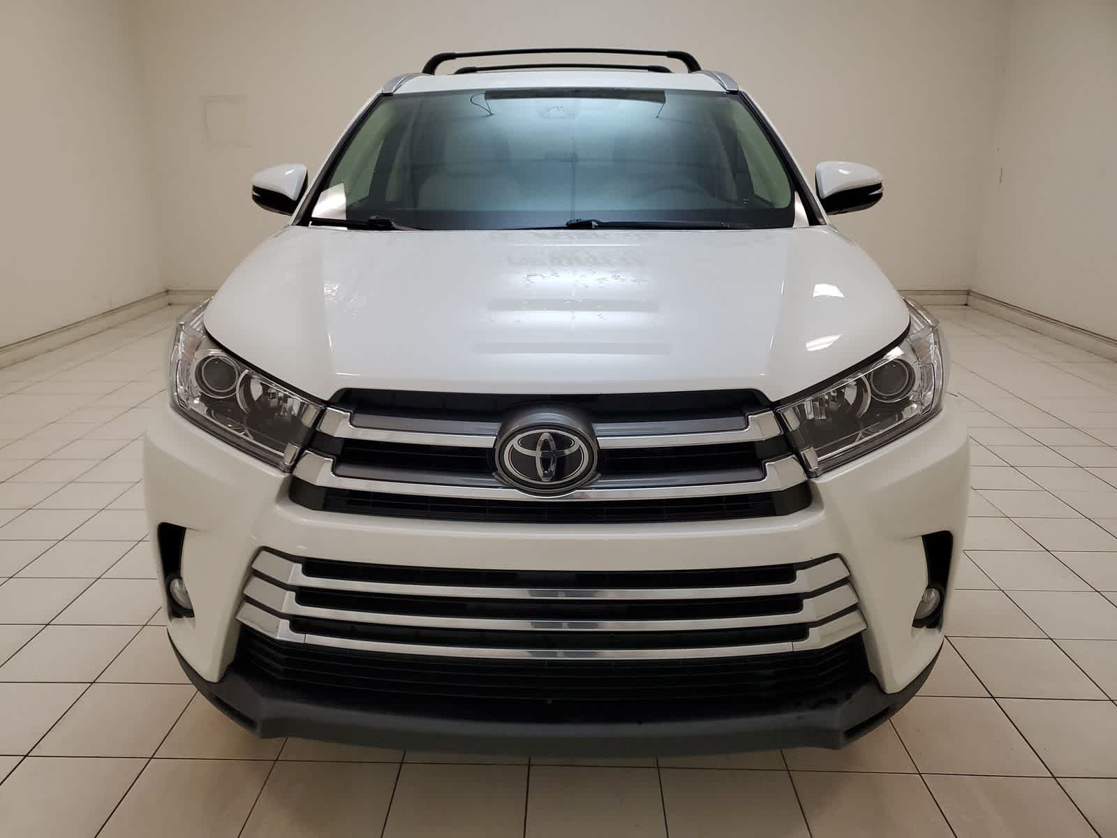 Thumbnail: 2017 Toyota Highlander - 27