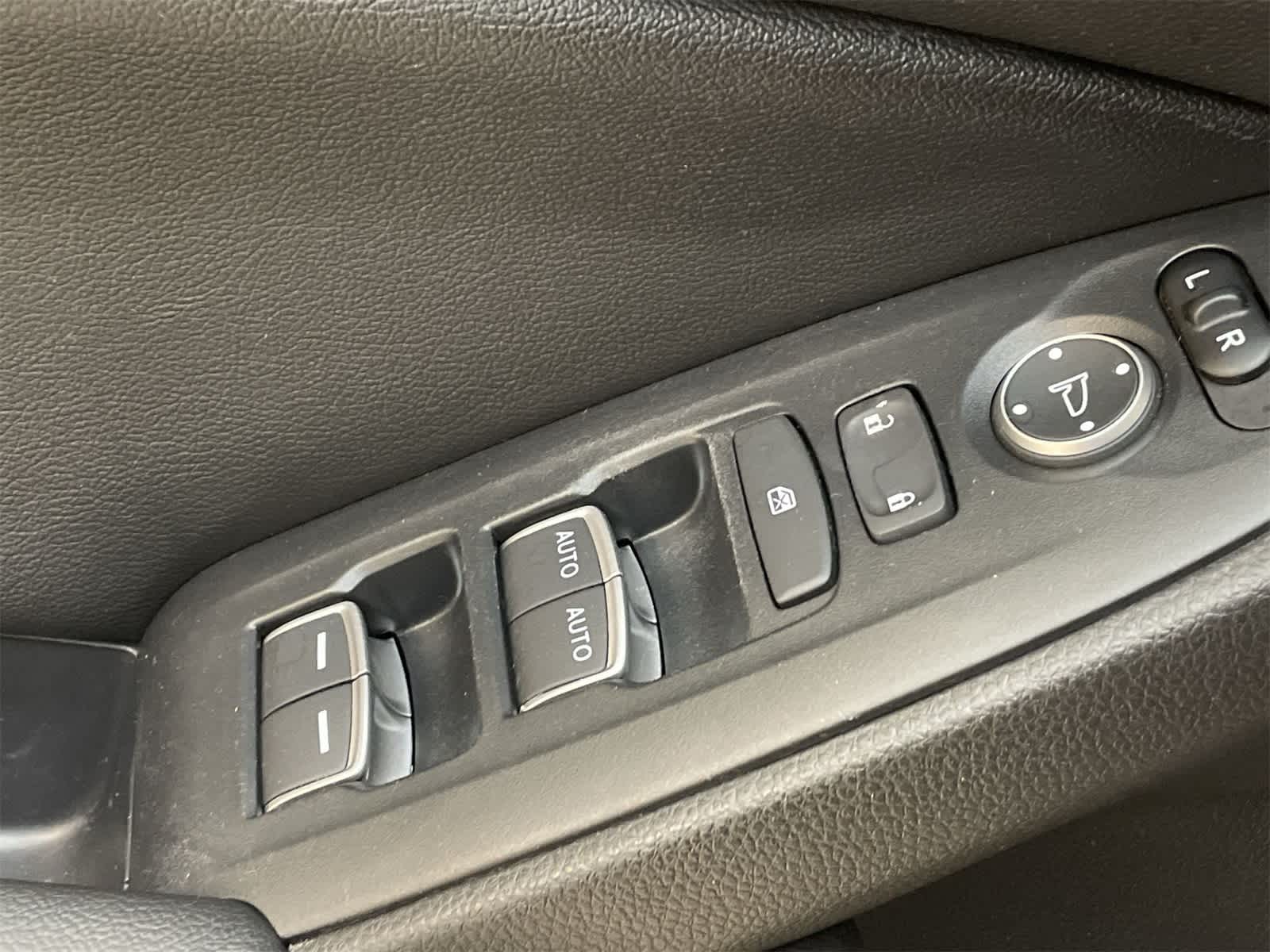 Thumbnail: 2020 Honda Accord - 17