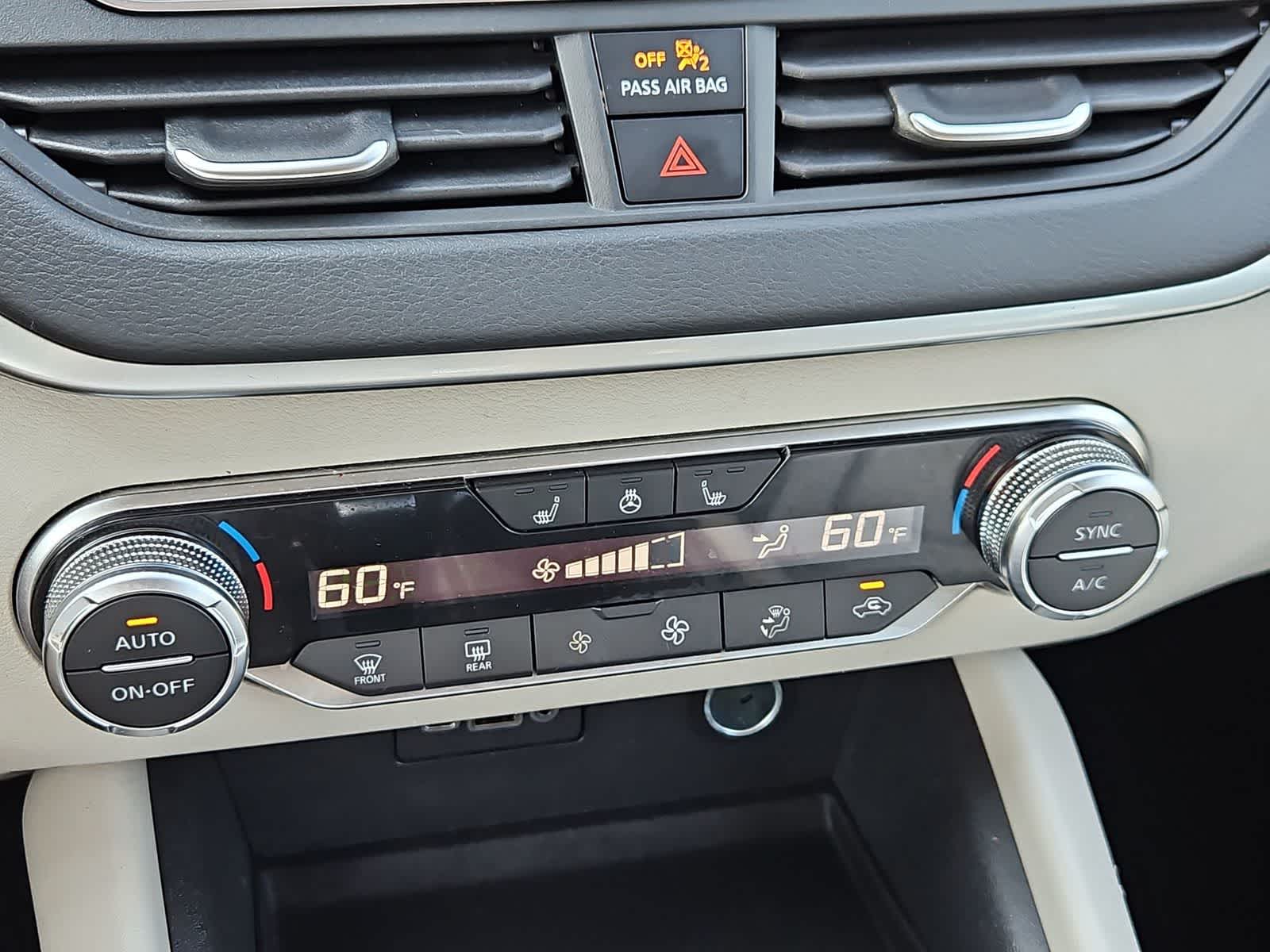 2019 Nissan Altima SV - Photo 29