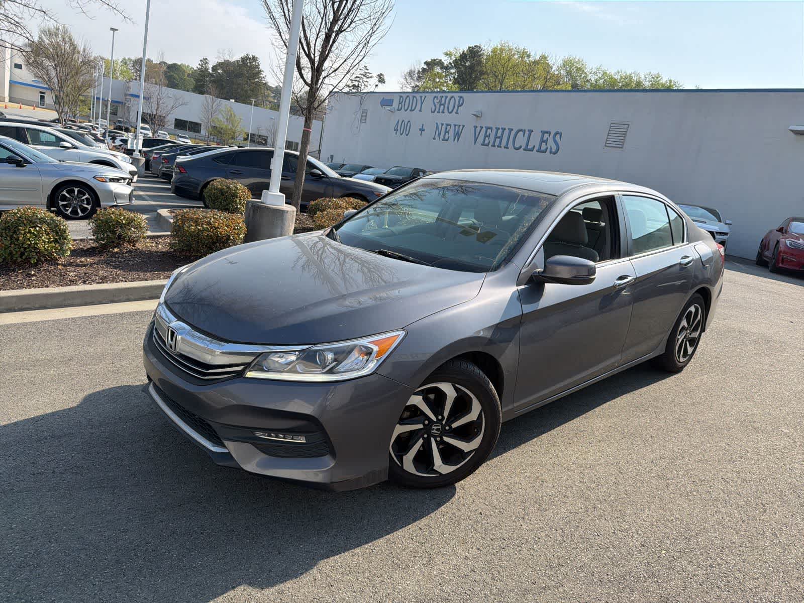 Thumbnail: 2017 Honda Accord - 4