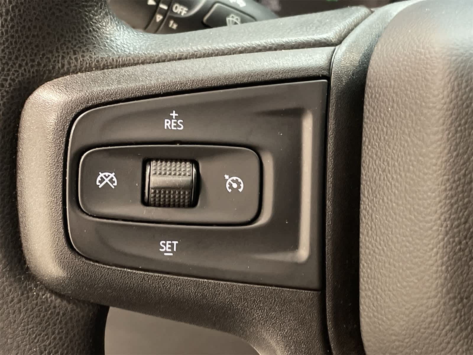 Thumbnail: 2021 Chevrolet Silverado 1500 - 9