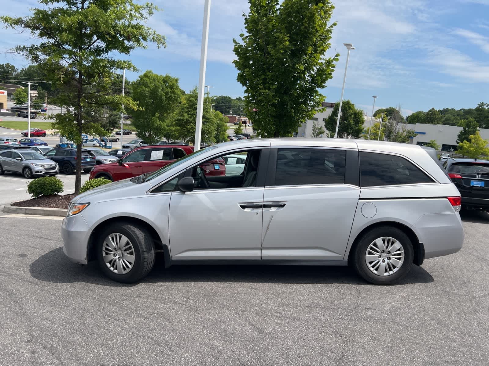 Thumbnail: 2014 Honda Odyssey - 6