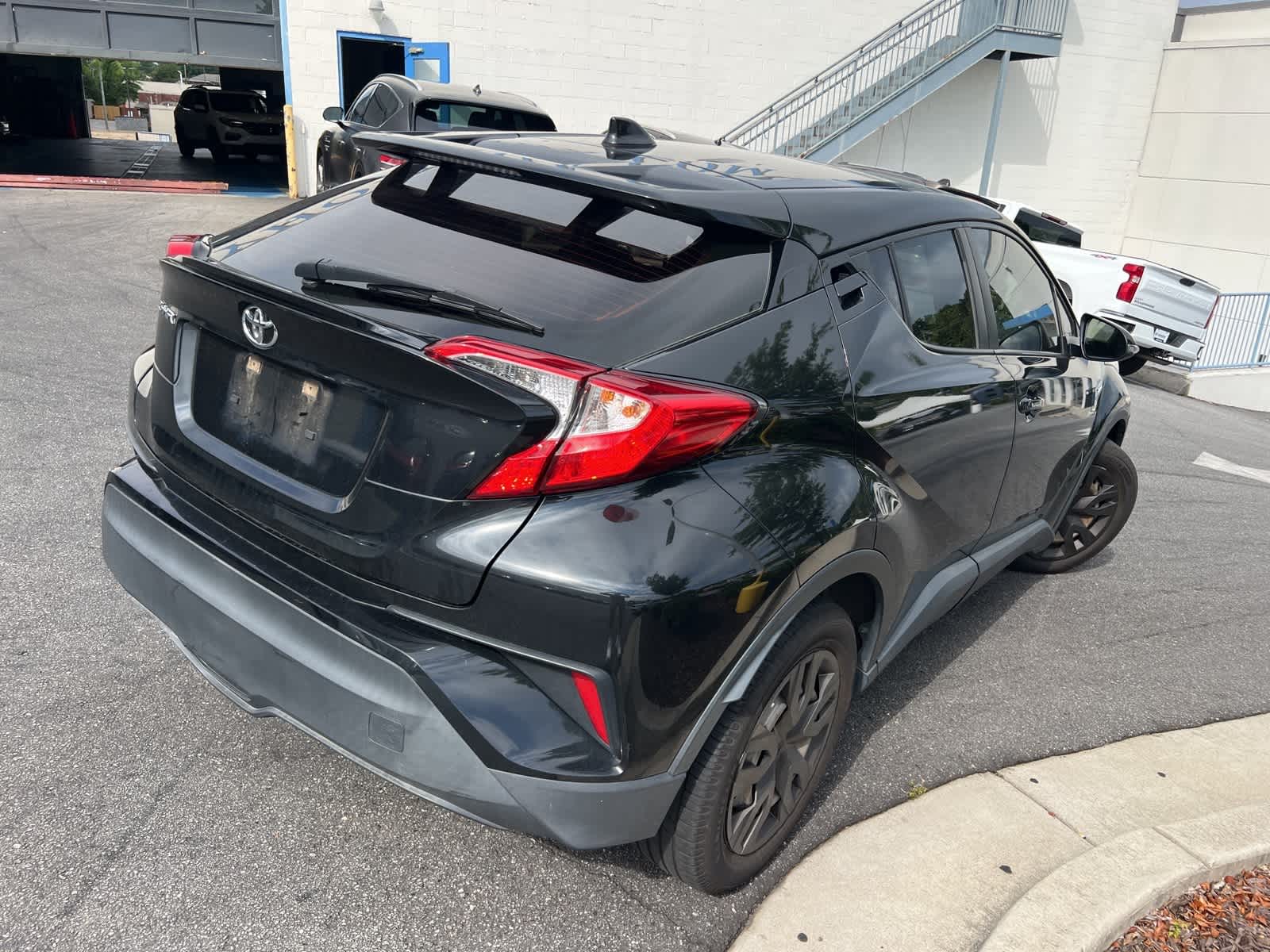 2020 Toyota C-HR LE 9