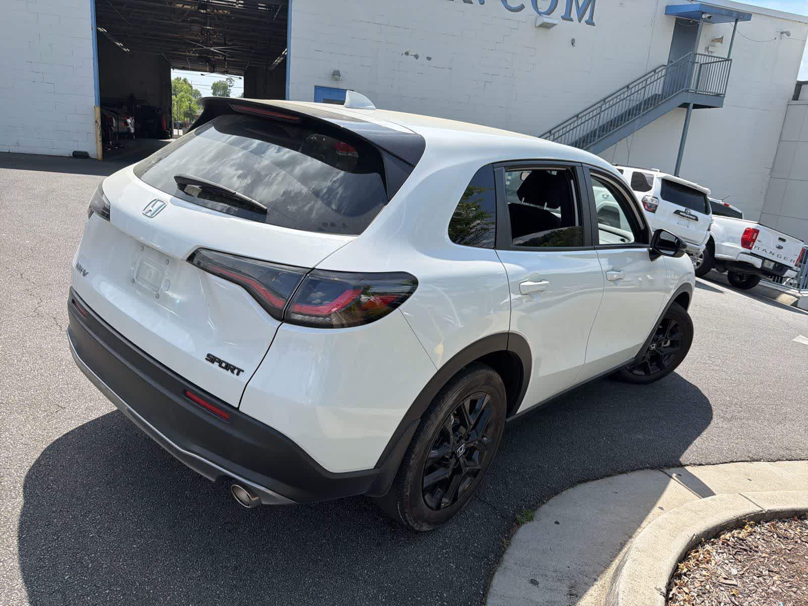 Thumbnail: 2025 Honda HR-V - 10