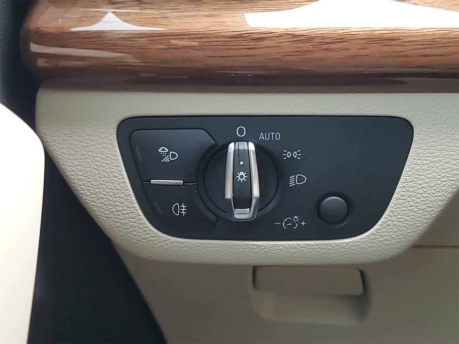 Thumbnail: 2024 Audi Q5 - 33