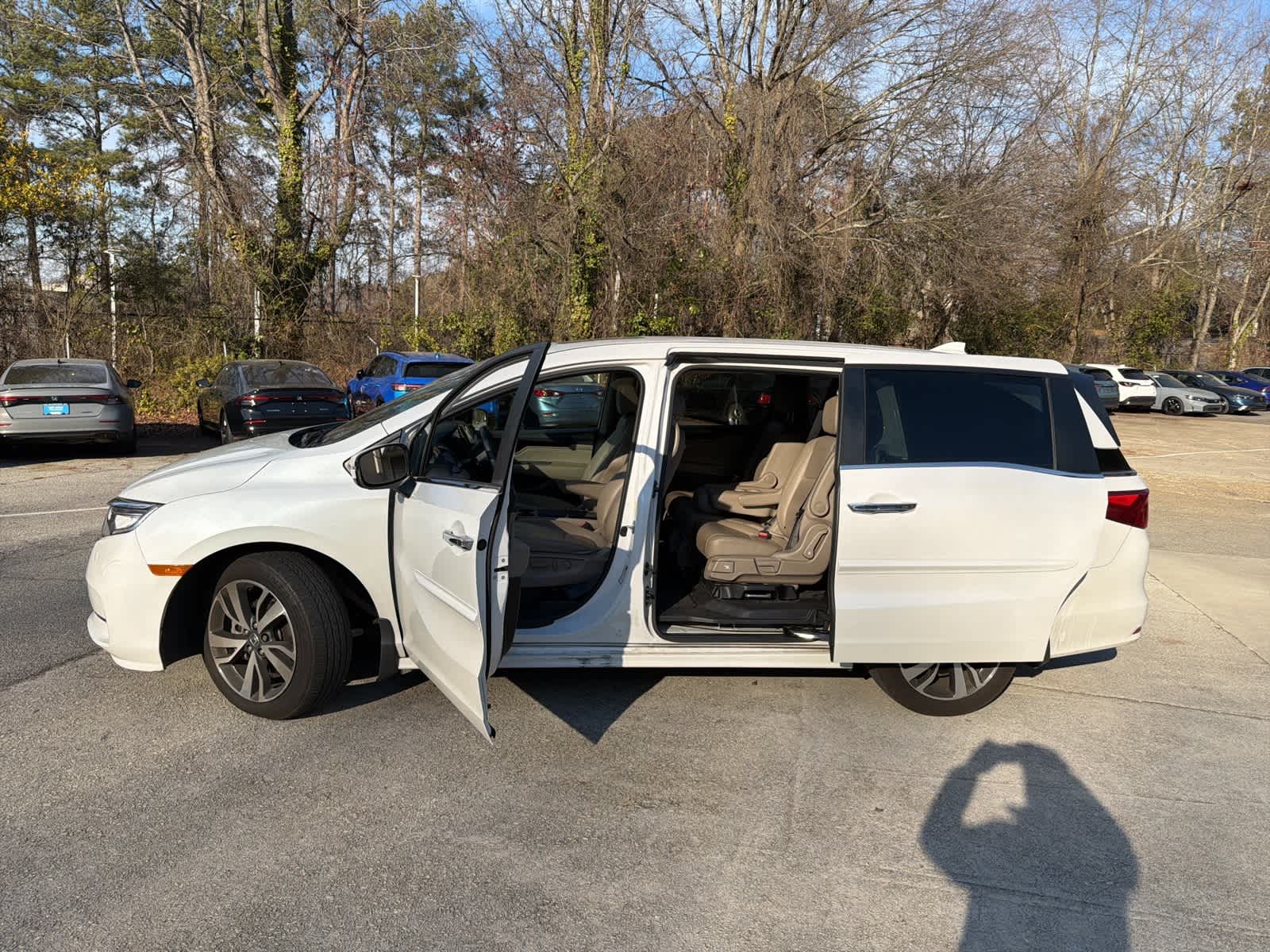 Thumbnail: 2023 Honda Odyssey - 17