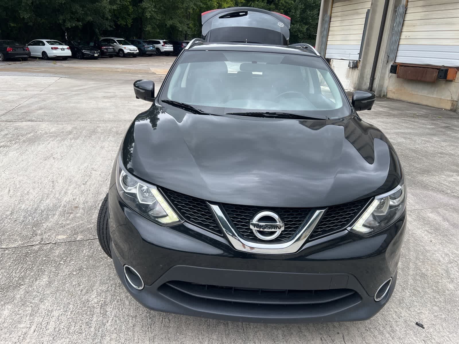 Thumbnail: 2017 Nissan Rogue Sport - 15