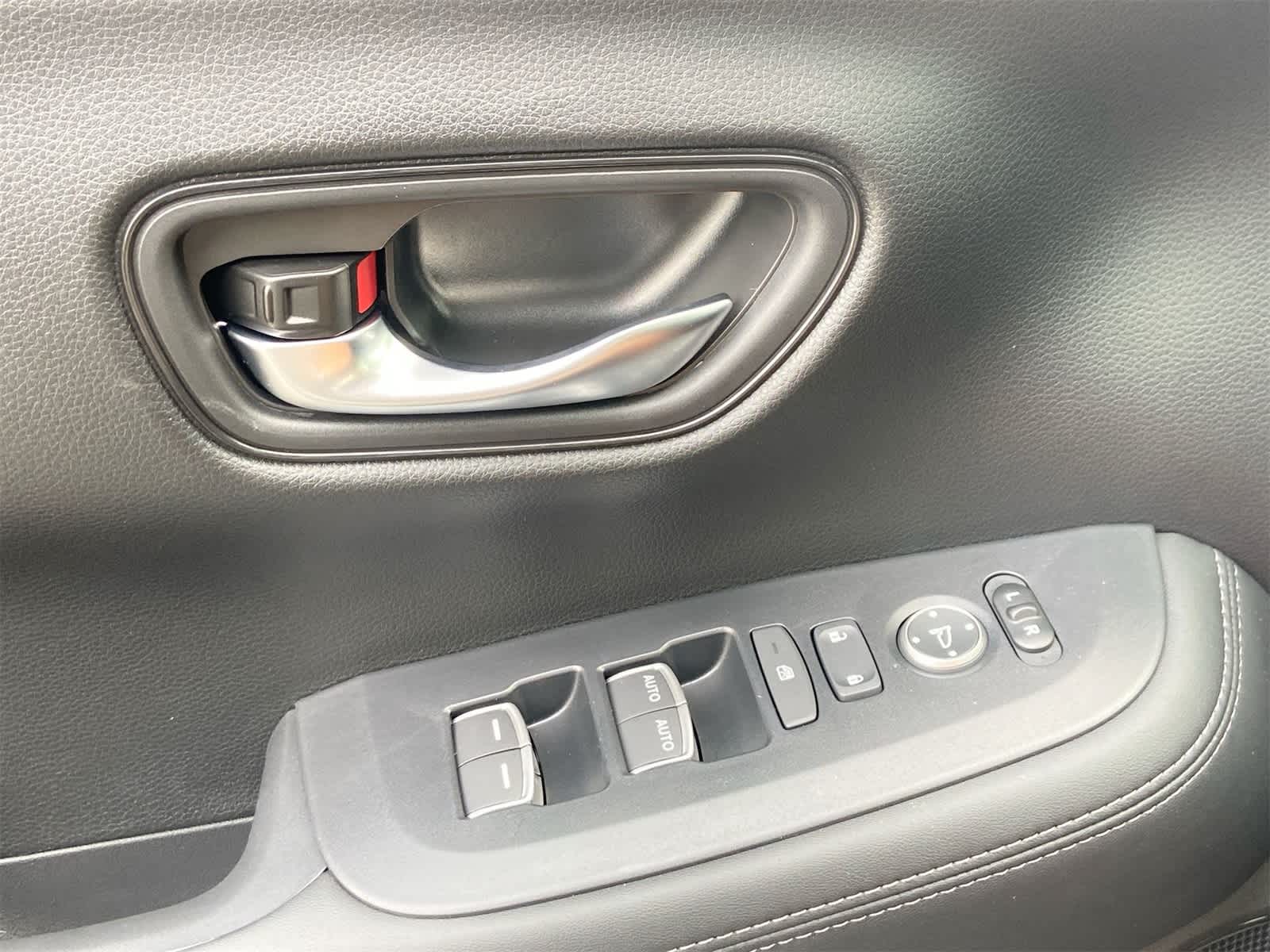 Thumbnail: 2026 Honda HR-V - 28