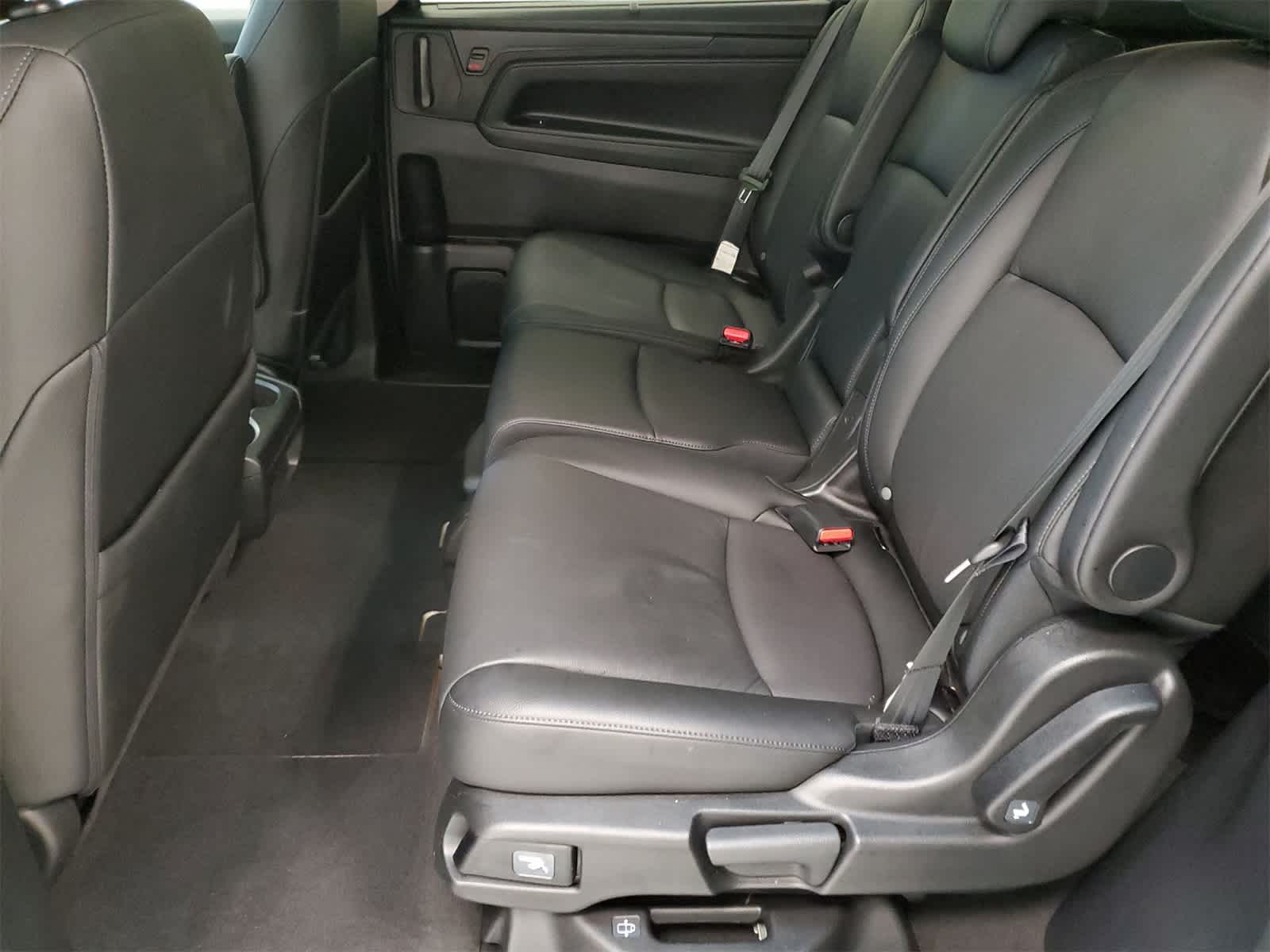 Thumbnail: 2025 Honda Odyssey - 21