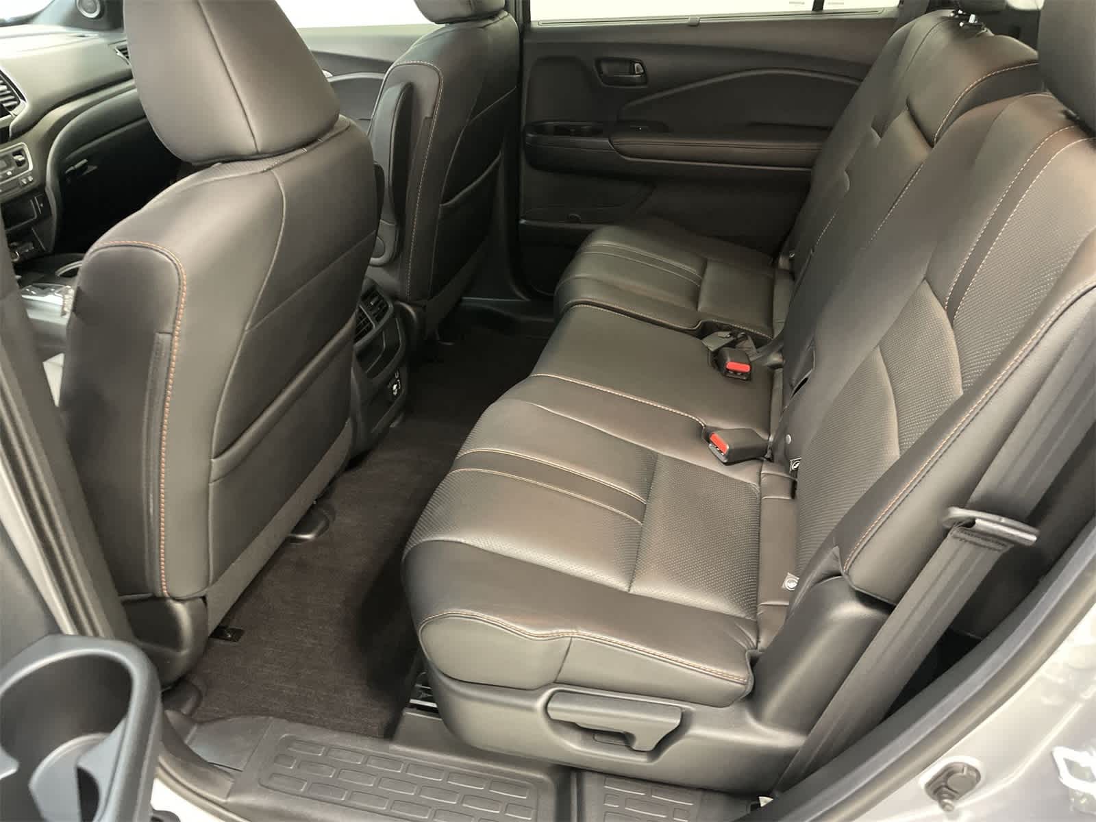 Thumbnail: 2022 Honda Passport - 22