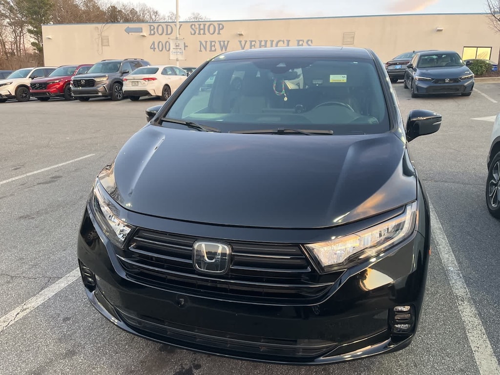 Used 2023 Honda Odyssey Sport Van