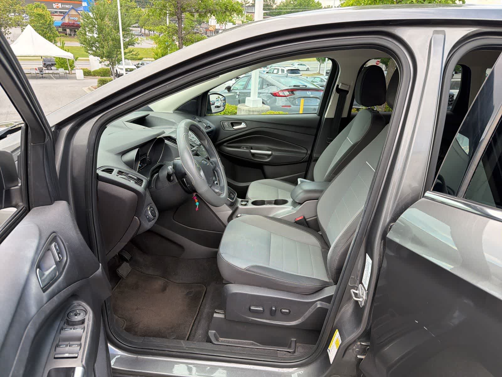 Thumbnail: 2014 Ford Escape - 17