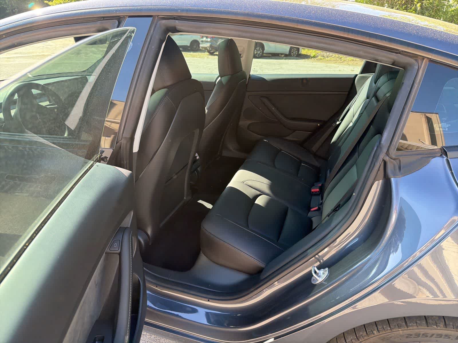 Thumbnail: 2023 Tesla Model 3 - 17