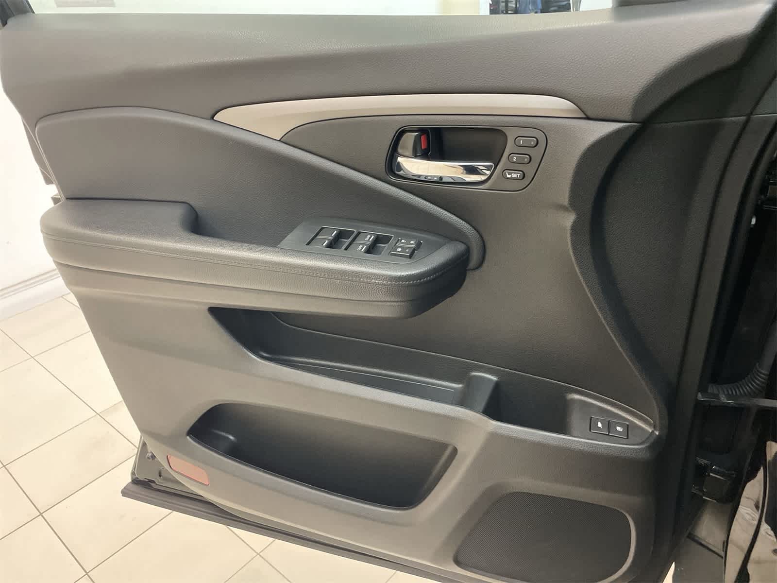 Thumbnail: 2021 Honda Passport - 16