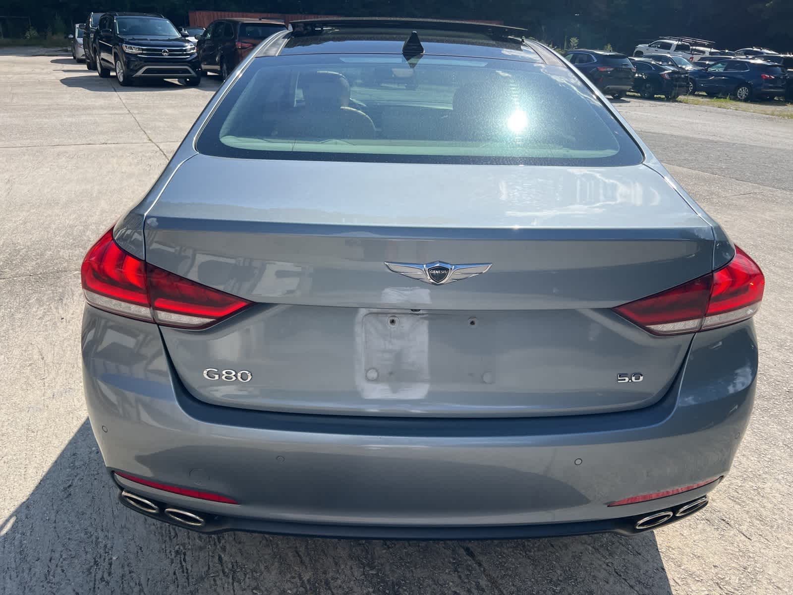 Thumbnail: 2017 Genesis G80 - 9