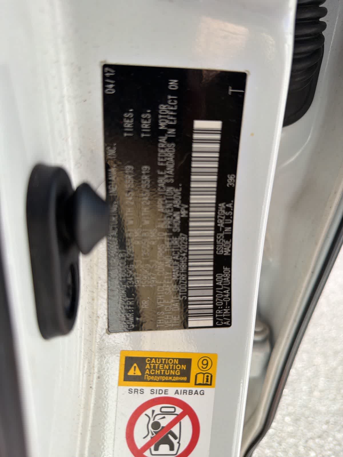 Thumbnail: 2017 Toyota Highlander - 18