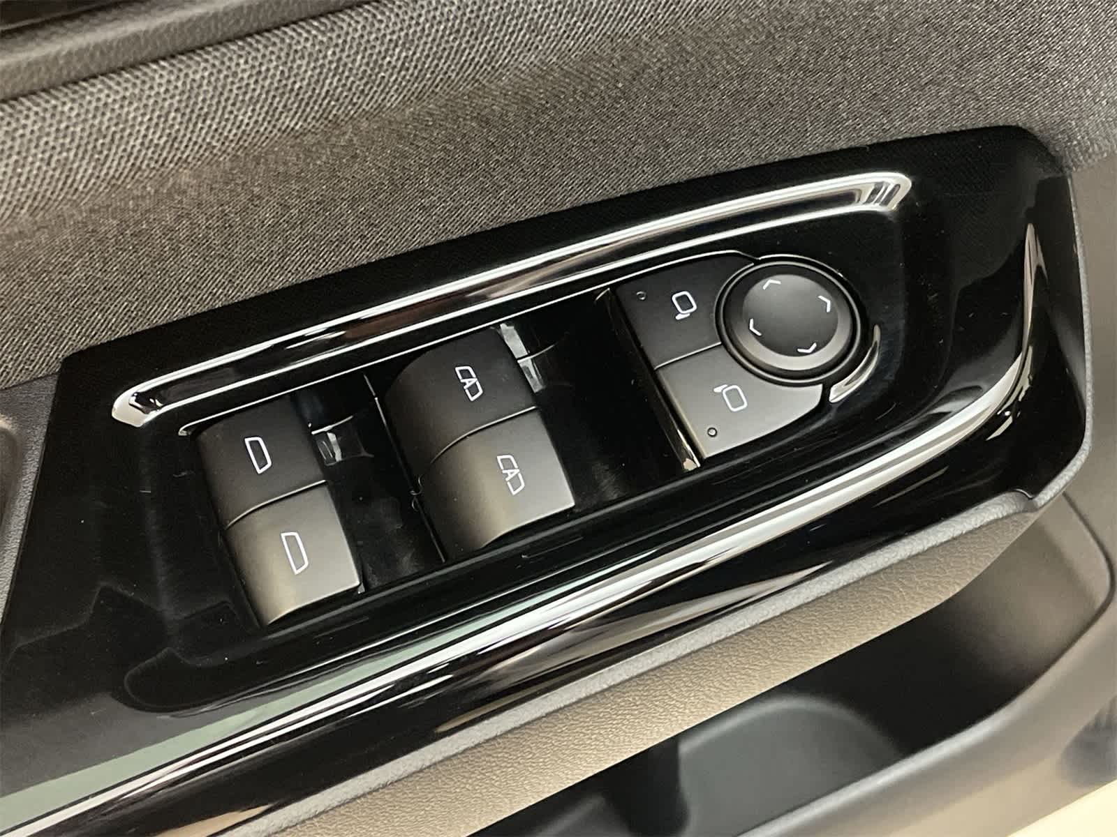 Thumbnail: 2025 Honda Prologue - 17