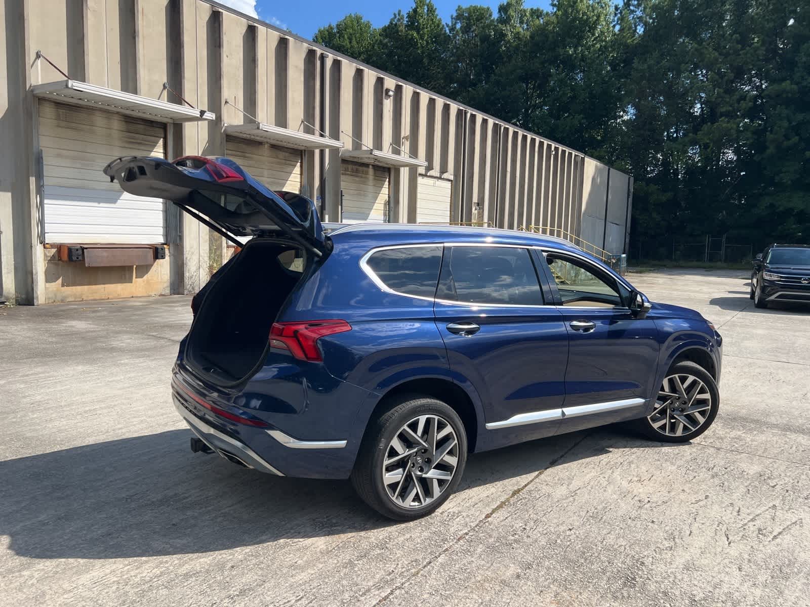 Thumbnail: 2023 Hyundai Santa Fe - 11