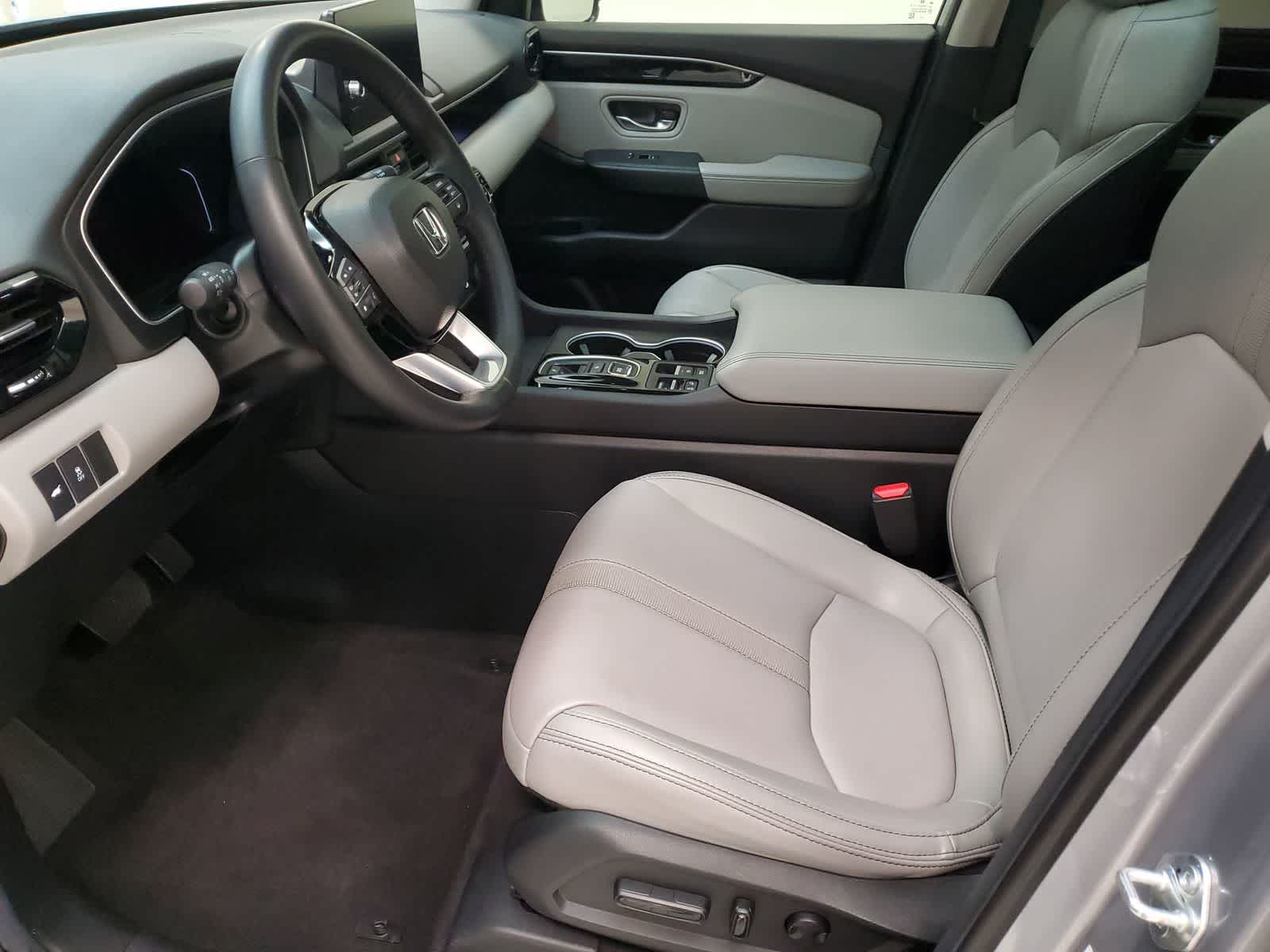 Thumbnail: 2025 Honda Pilot - 20