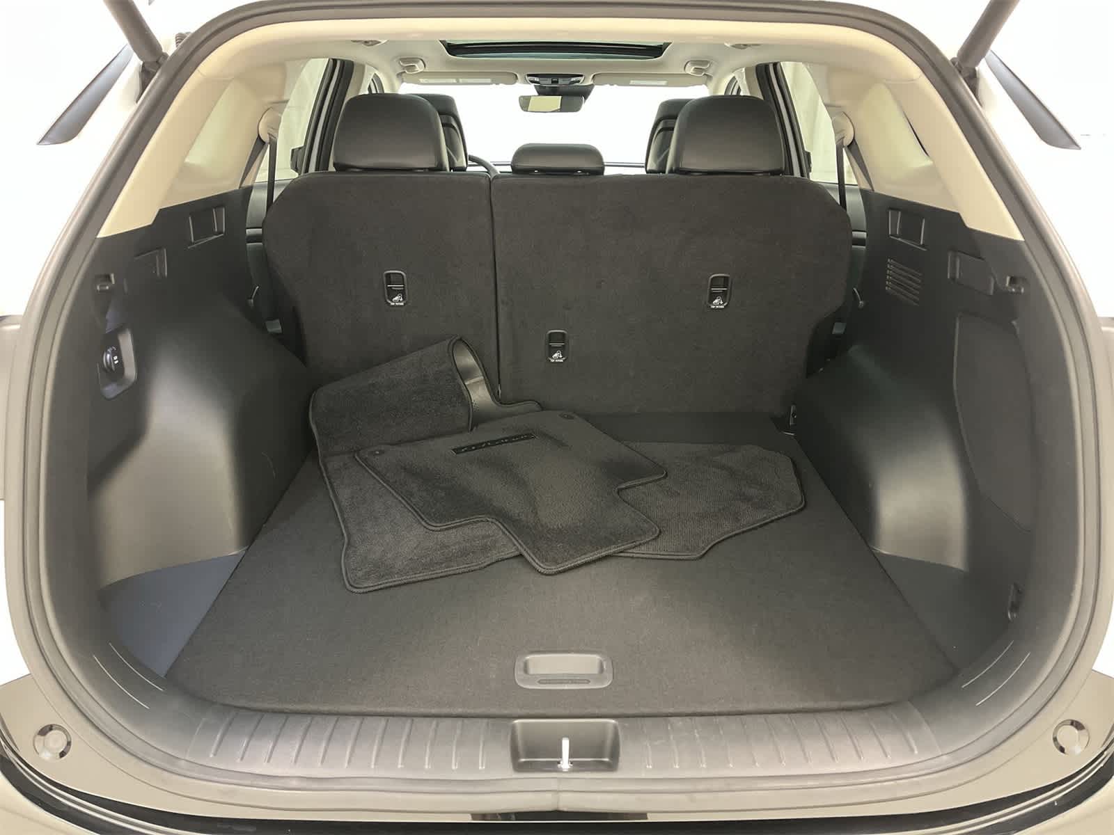 Thumbnail: 2023 Kia Sportage - 24