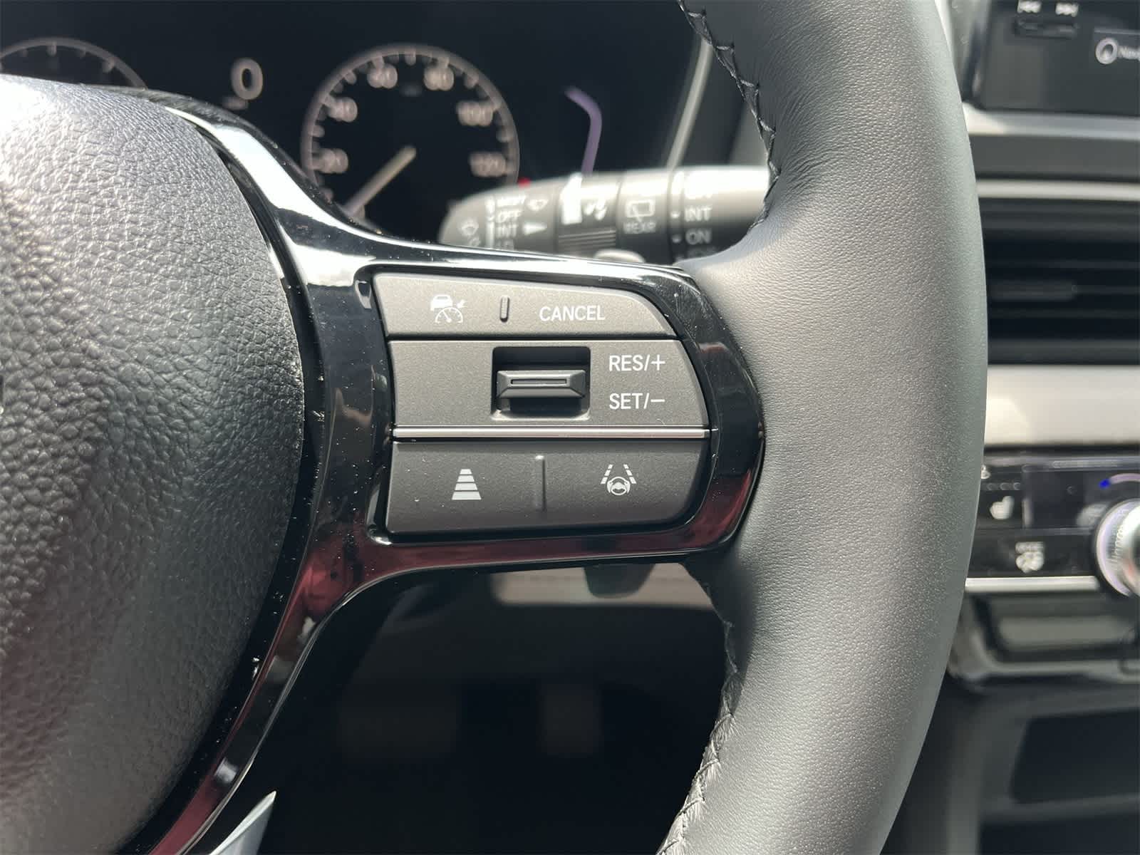 Thumbnail: 2025 Honda Pilot - 25