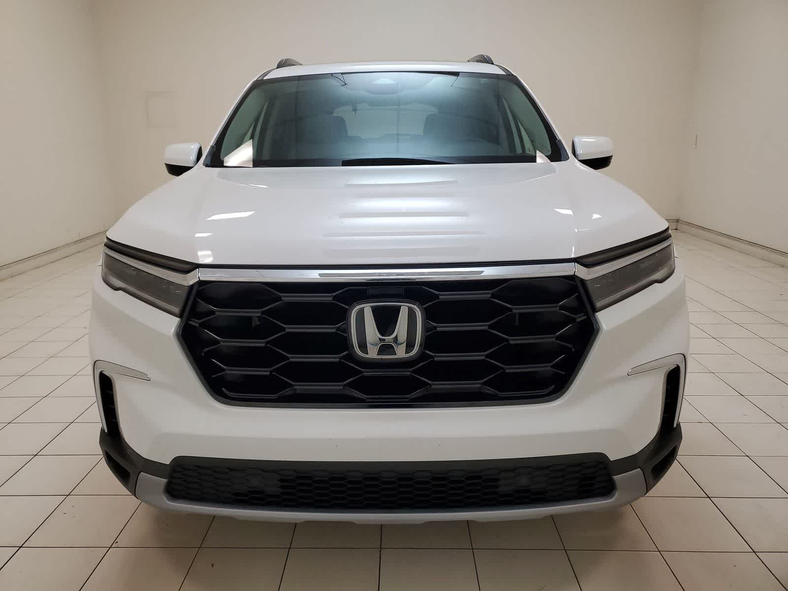 Thumbnail: 2025 Honda Pilot - 27