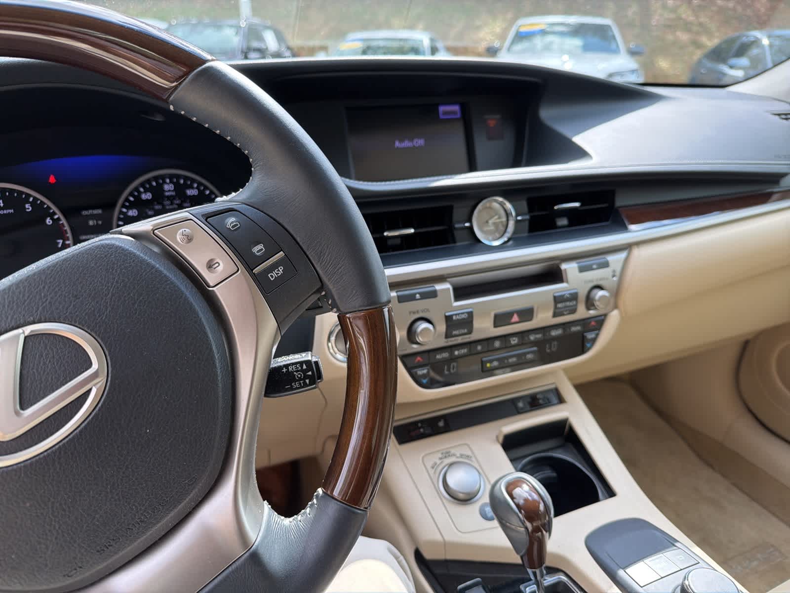 Thumbnail: 2013 Lexus ES - 20