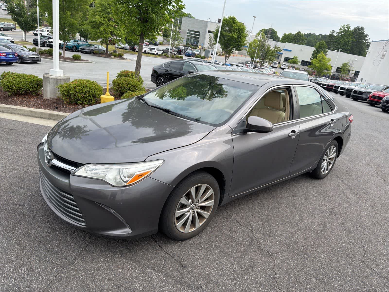 Thumbnail: 2015 Toyota Camry - 5
