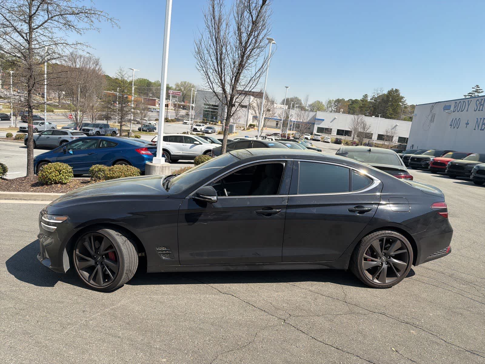 Thumbnail: 2022 Genesis G70 - 6