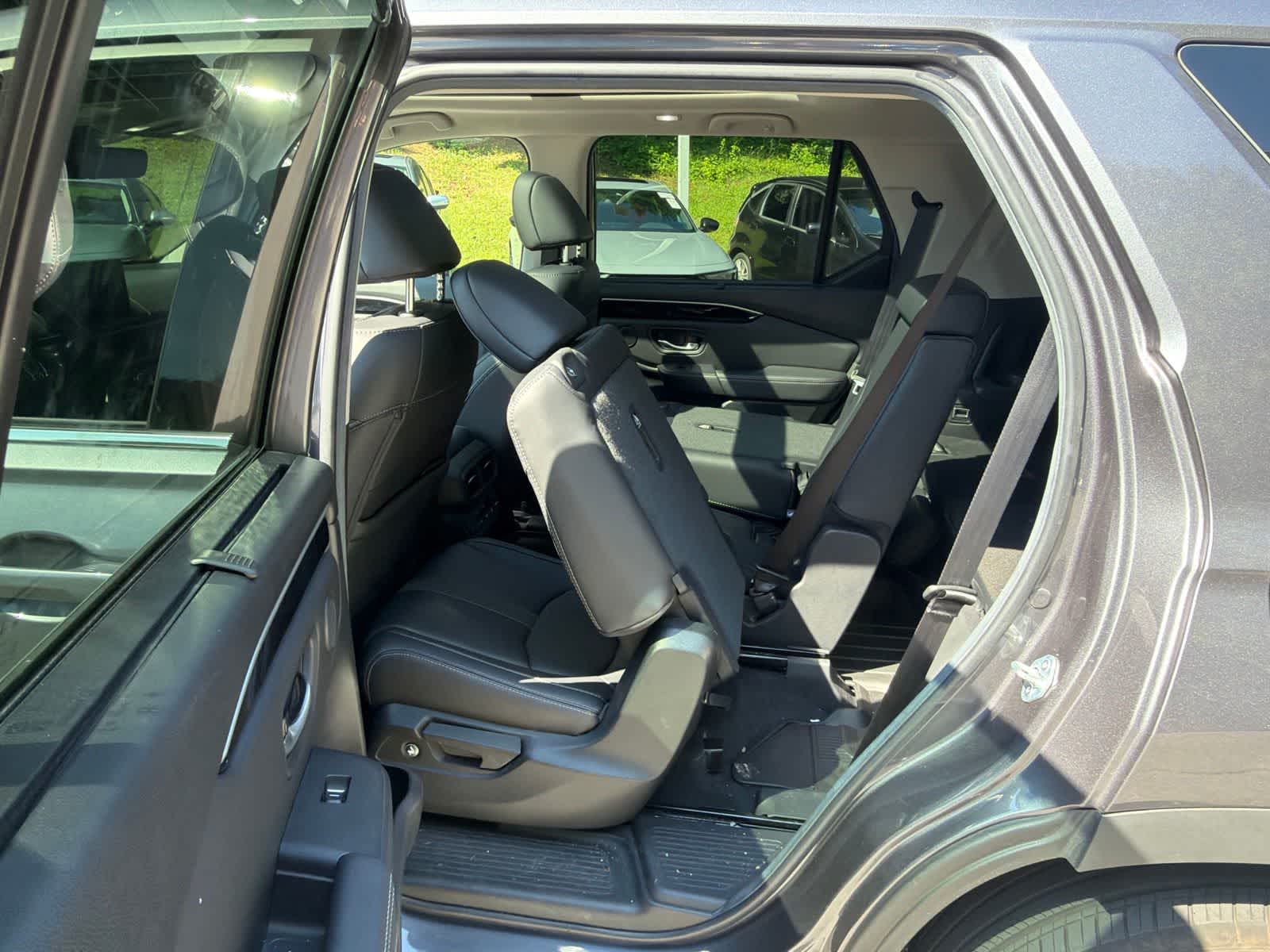 Thumbnail: 2025 Honda Pilot - 15