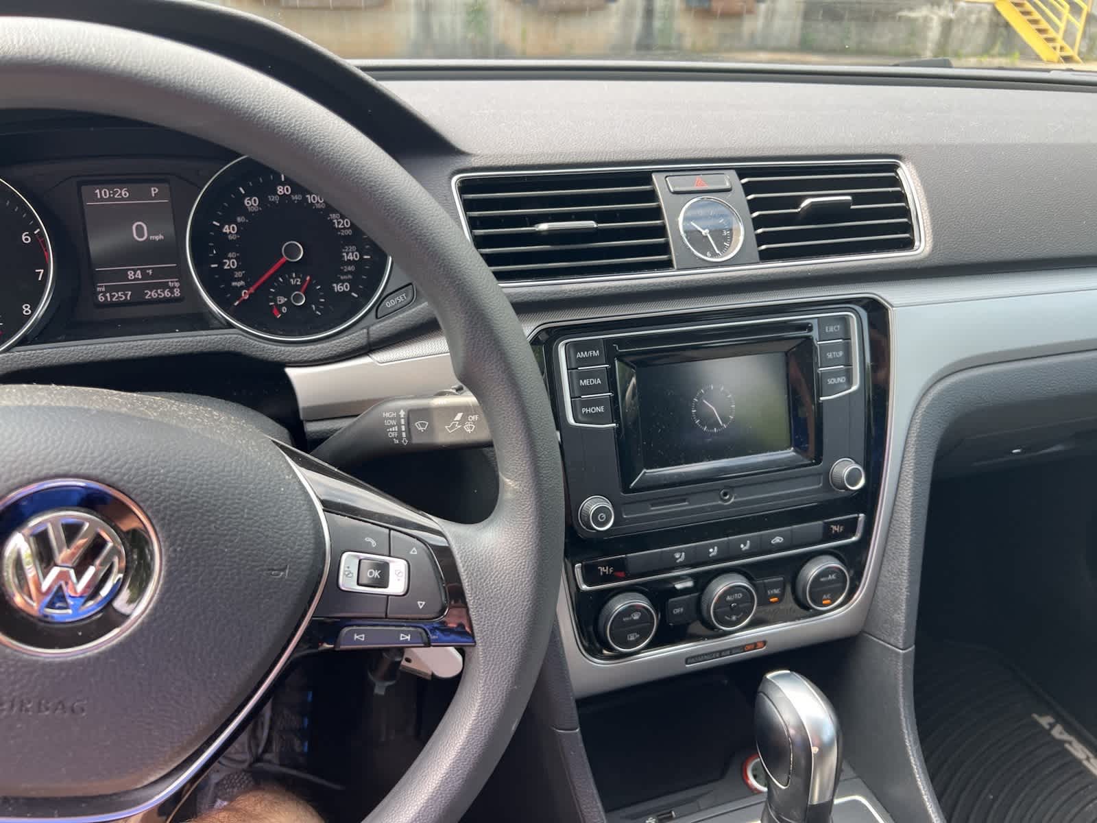 Thumbnail: 2016 Volkswagen Passat - 20