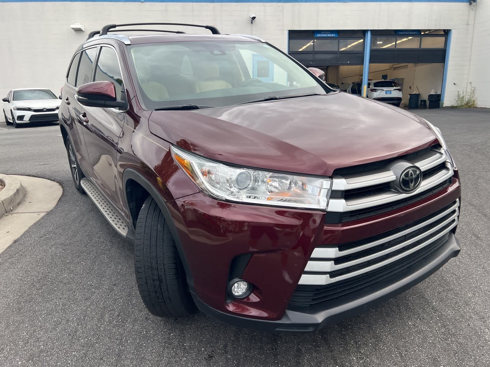 Thumbnail: 2019 Toyota Highlander - 13