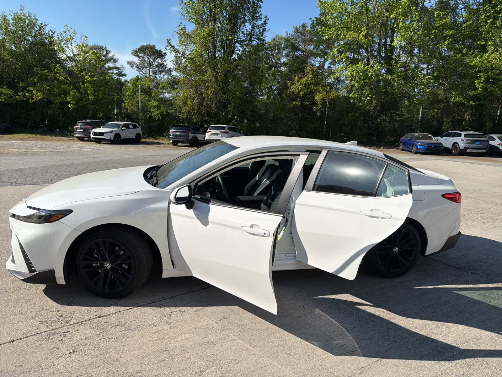 Thumbnail: 2025 Toyota Camry - 17