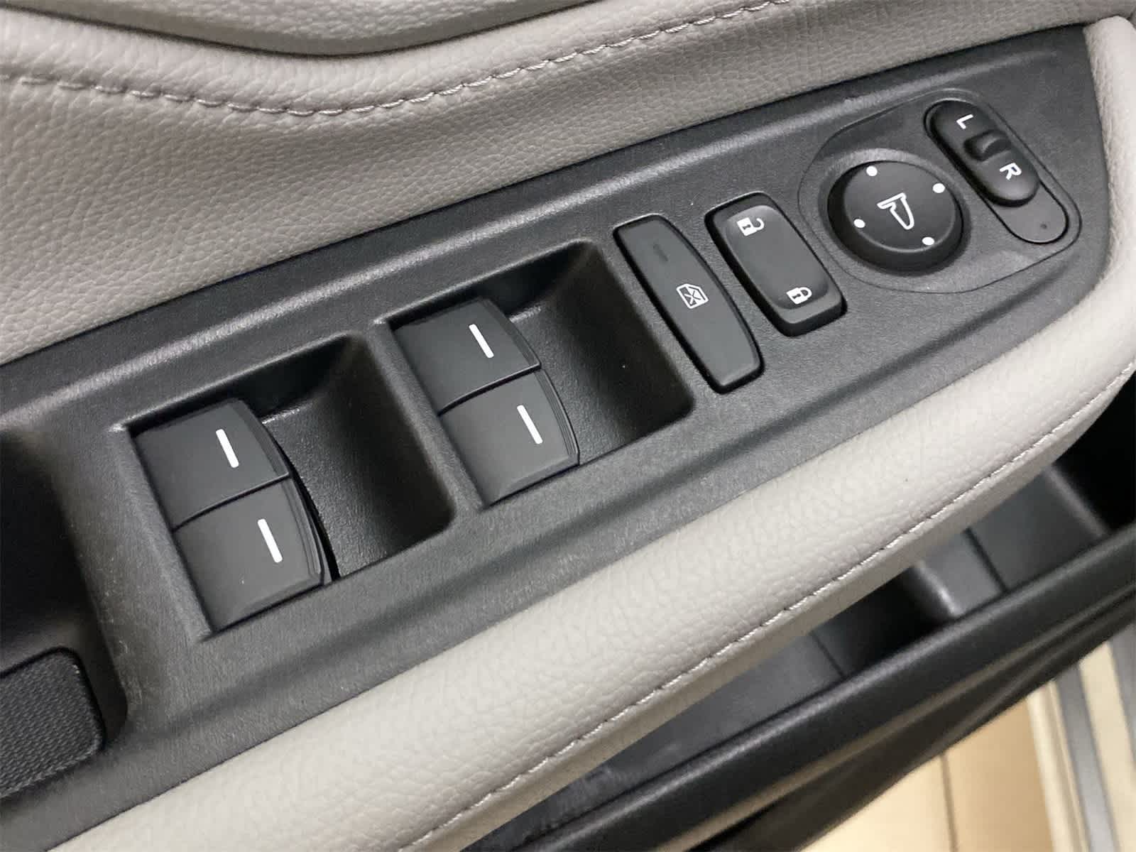 Thumbnail: 2024 Honda Odyssey - 18