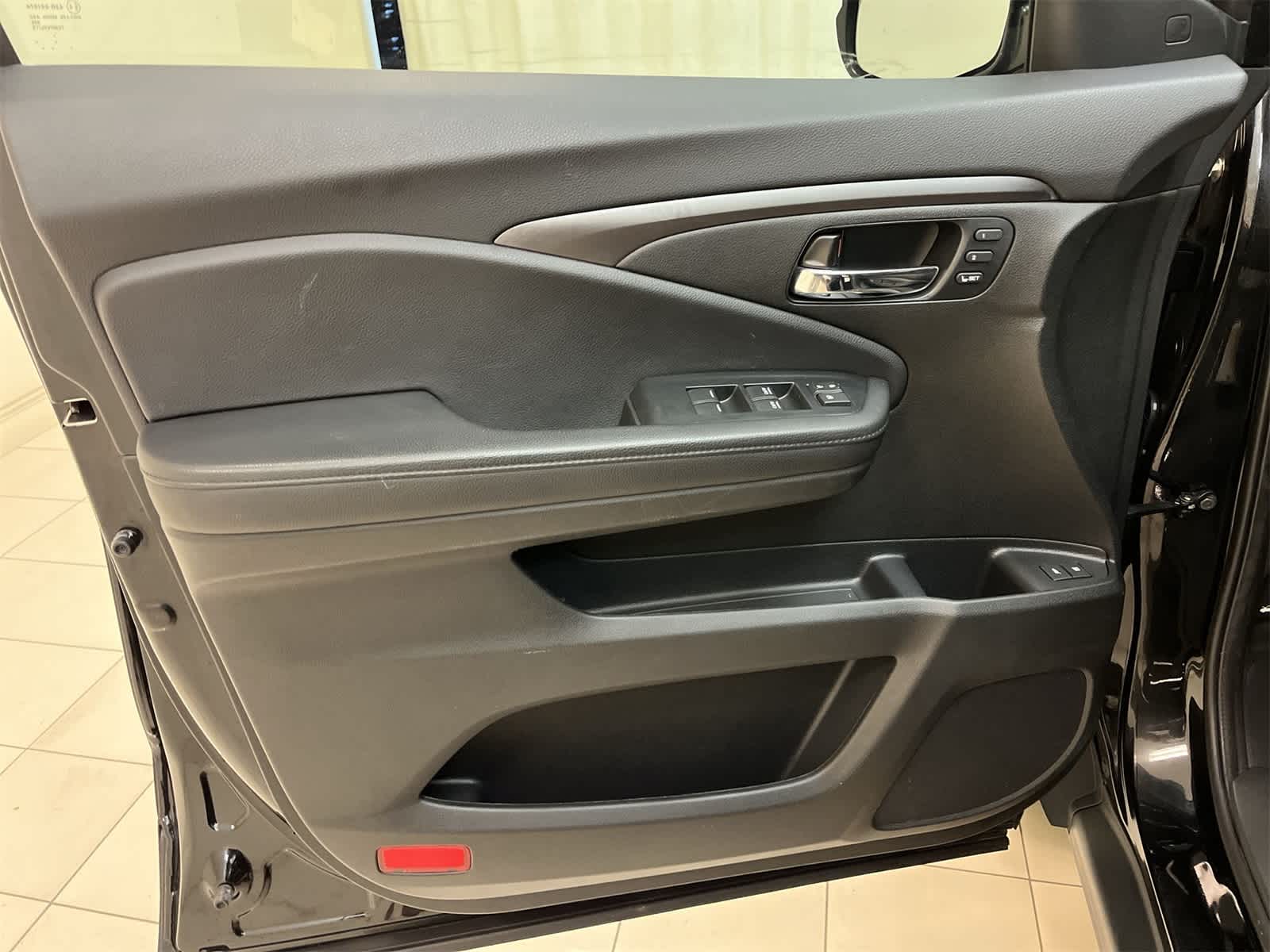 Thumbnail: 2022 Honda Pilot - 16