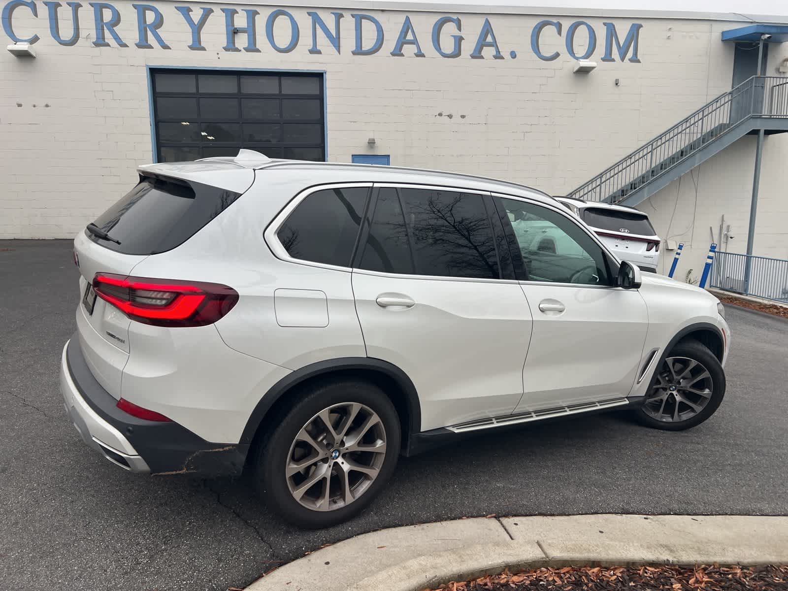 Thumbnail: 2021 BMW X5 - 11