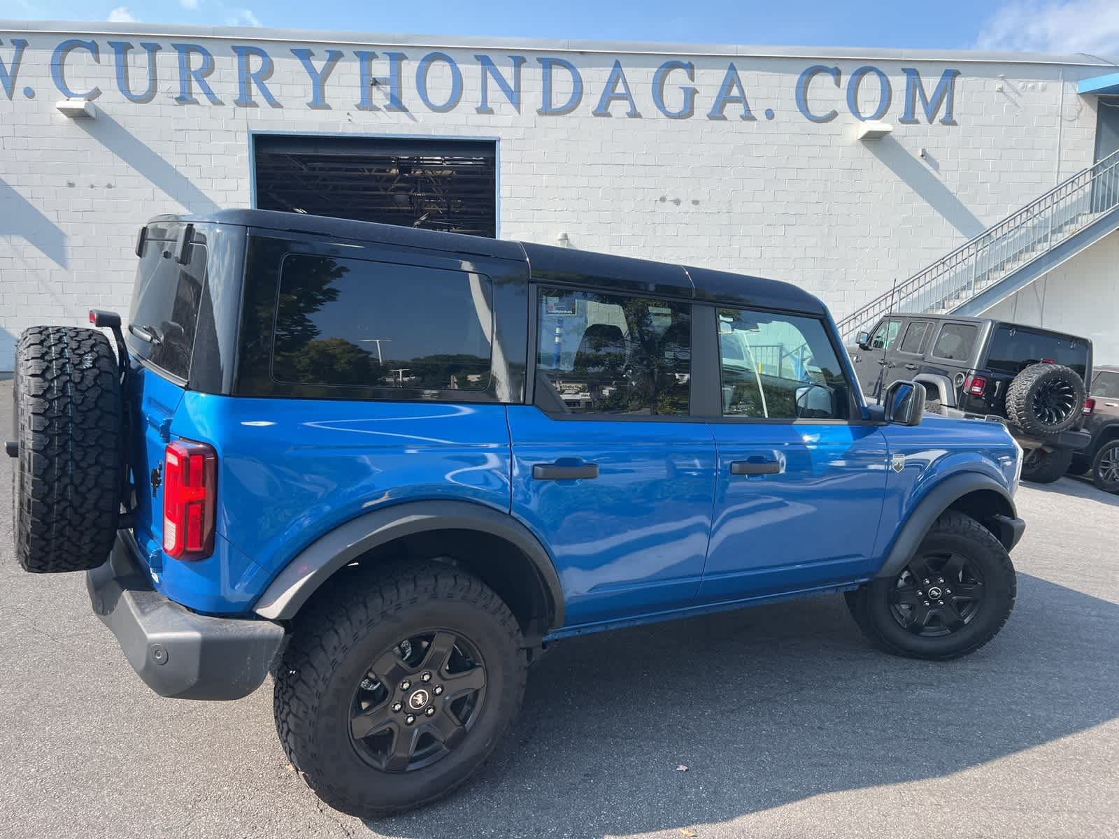 Thumbnail: 2025 Ford Bronco - 11
