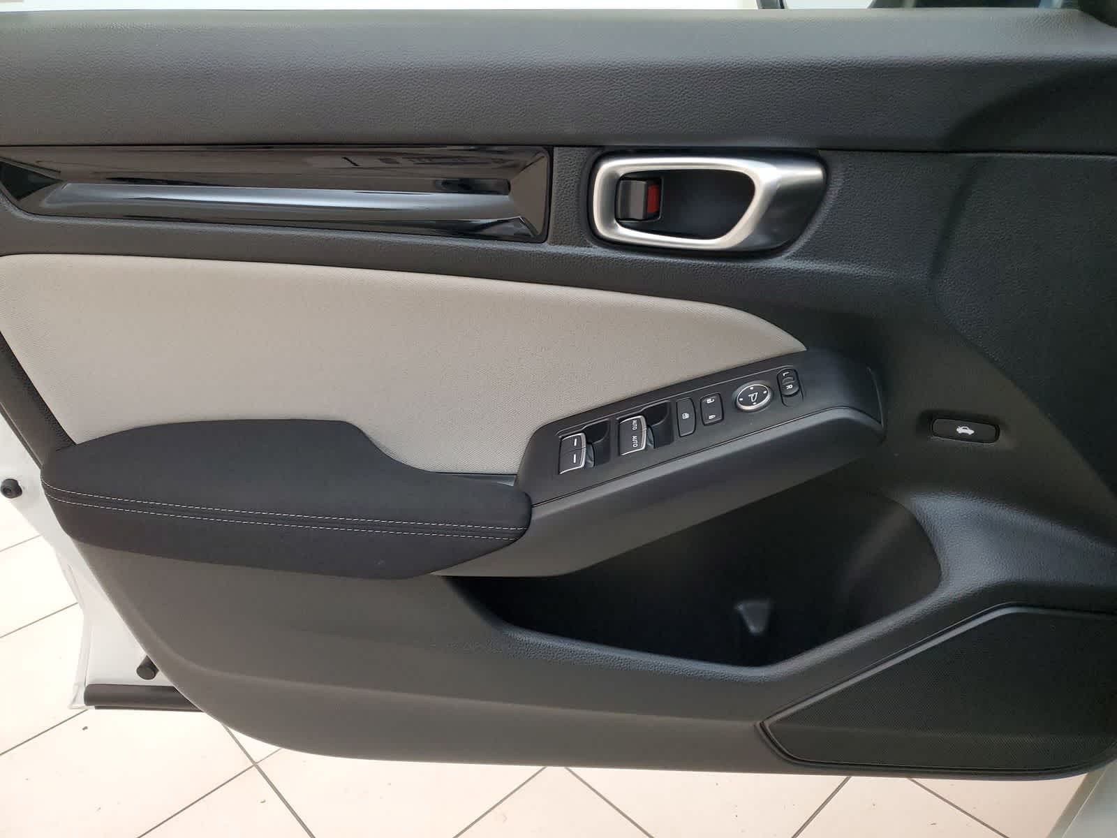 Thumbnail: 2024 Honda Civic - 16