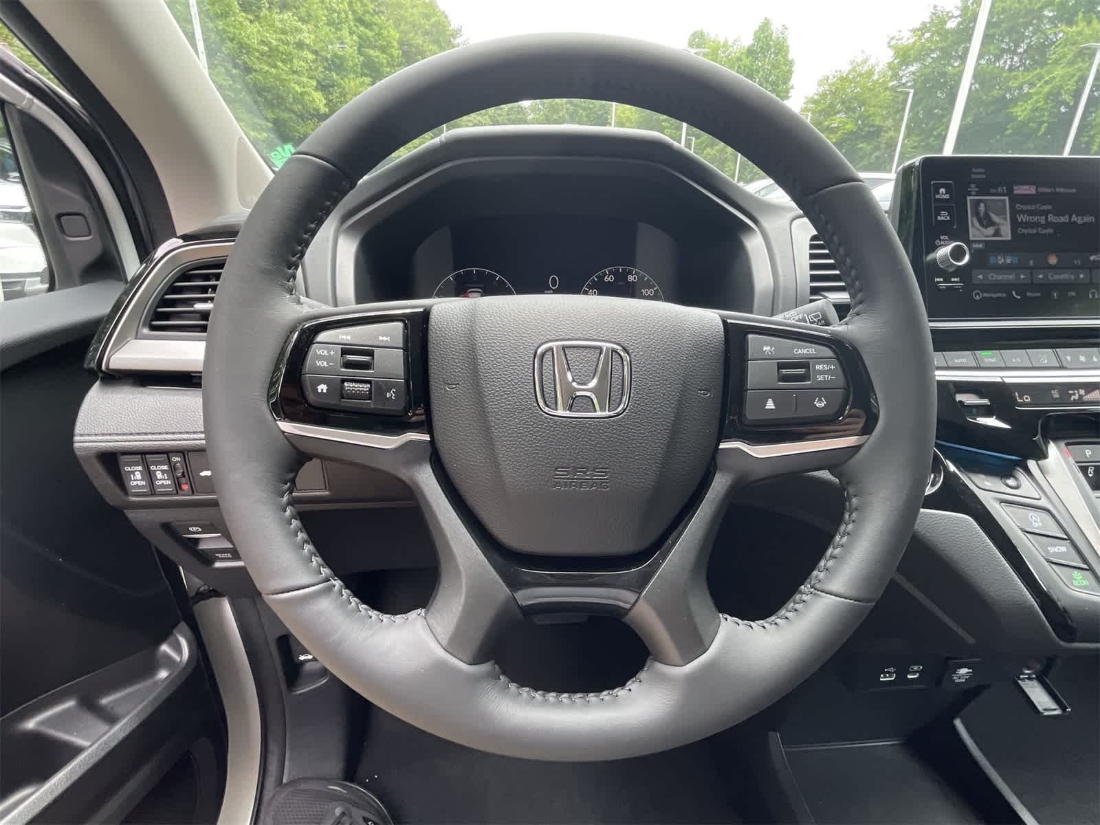 2025 Honda Odyssey Touring 22